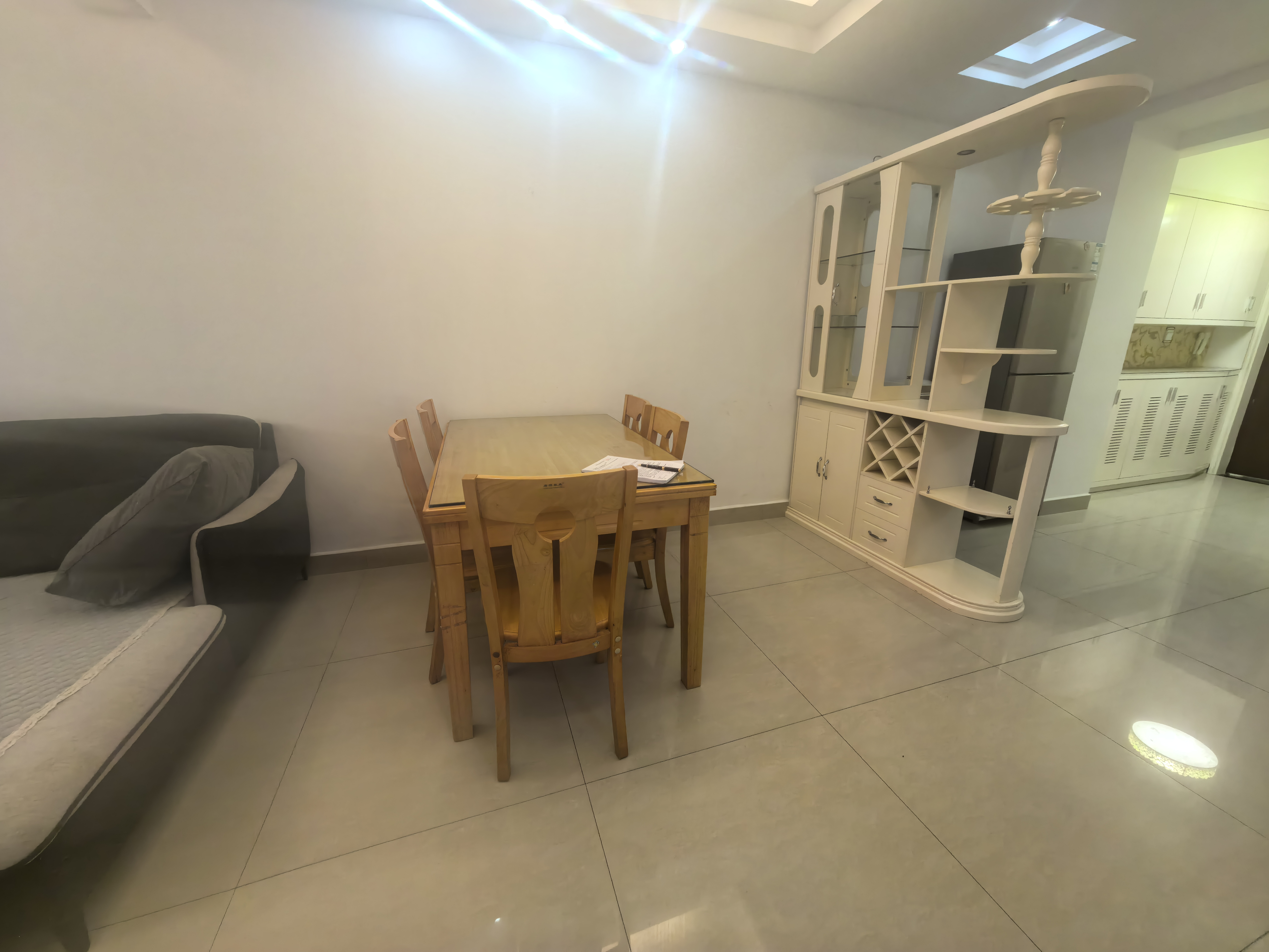 维港十字街 2室2厅1卫 1600.0元/月 维港十字街 2室2厅1卫 1600.0元/月室内图