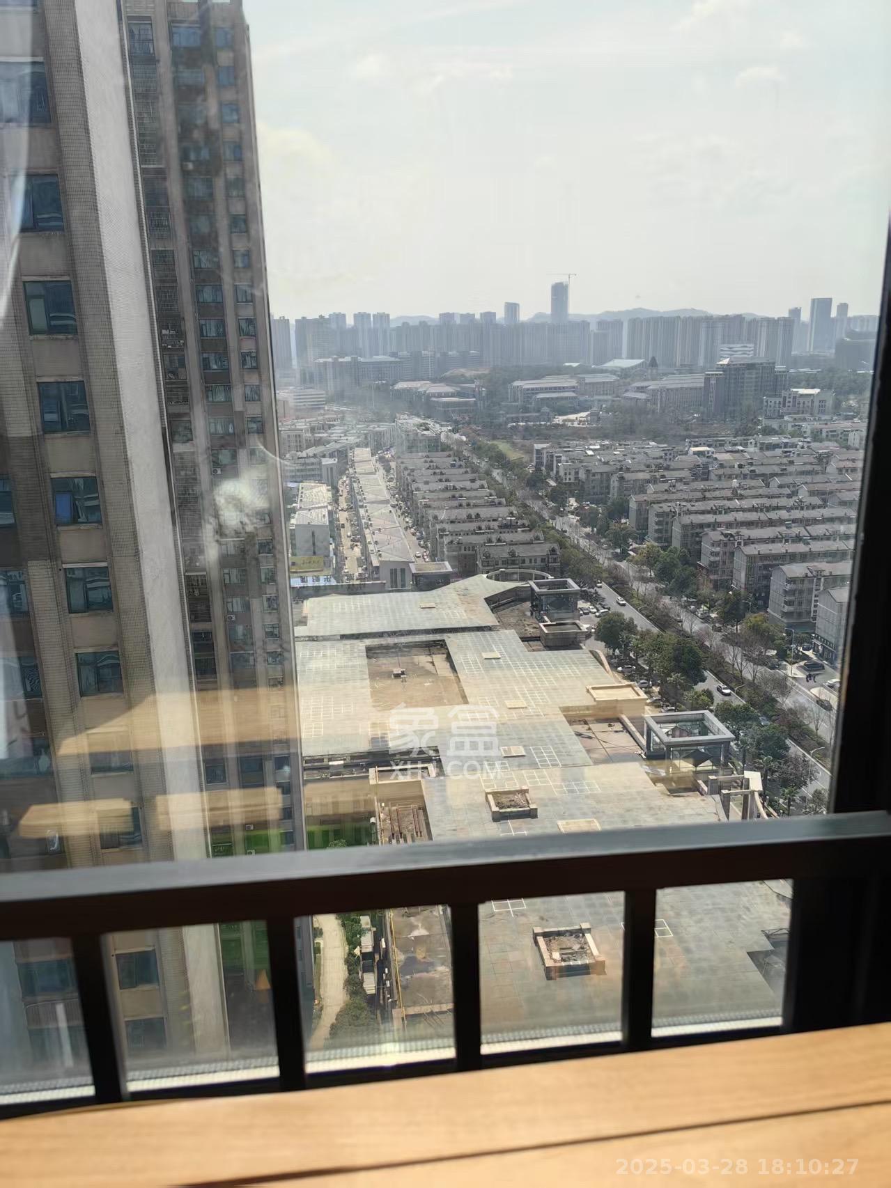 天元涉外景园B区  1室1厅1卫   1550.00元/月室内图