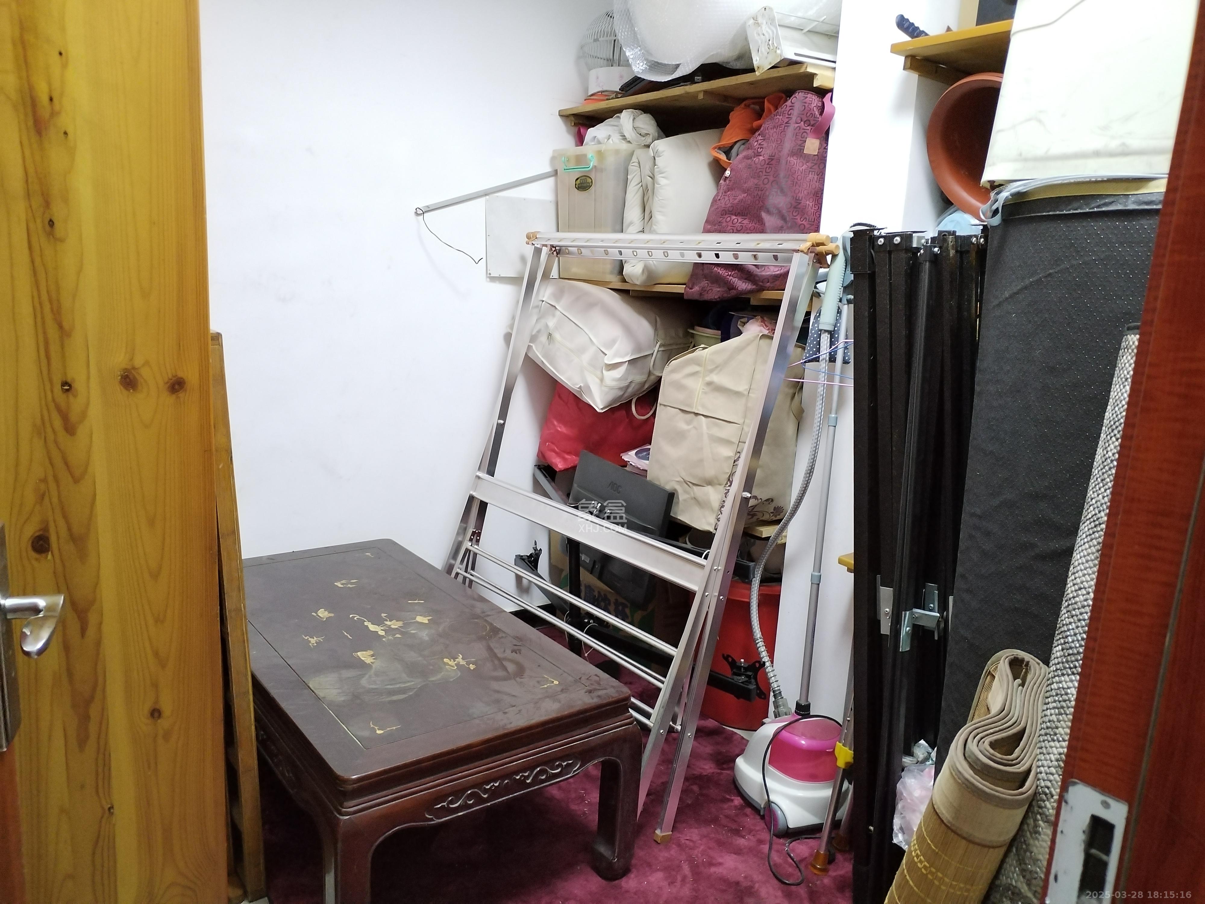 澳海月亮湾  4室2厅2卫   2300.00元/月室内图