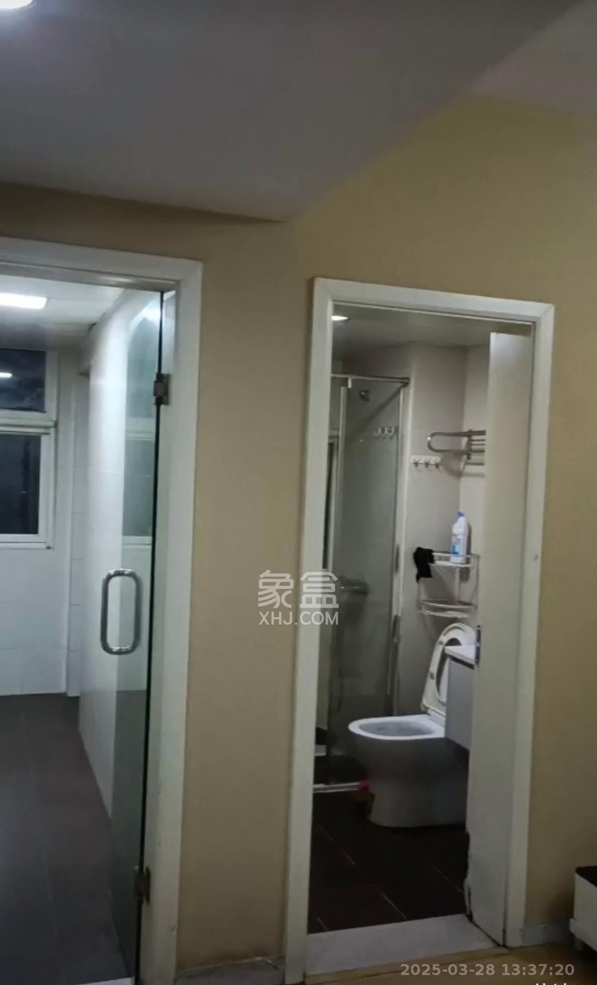 北辰三角洲E5区 3室1厅1卫 2800.0元/月 北辰三角洲E5区 3室1厅1卫 2800.0元/月室内图