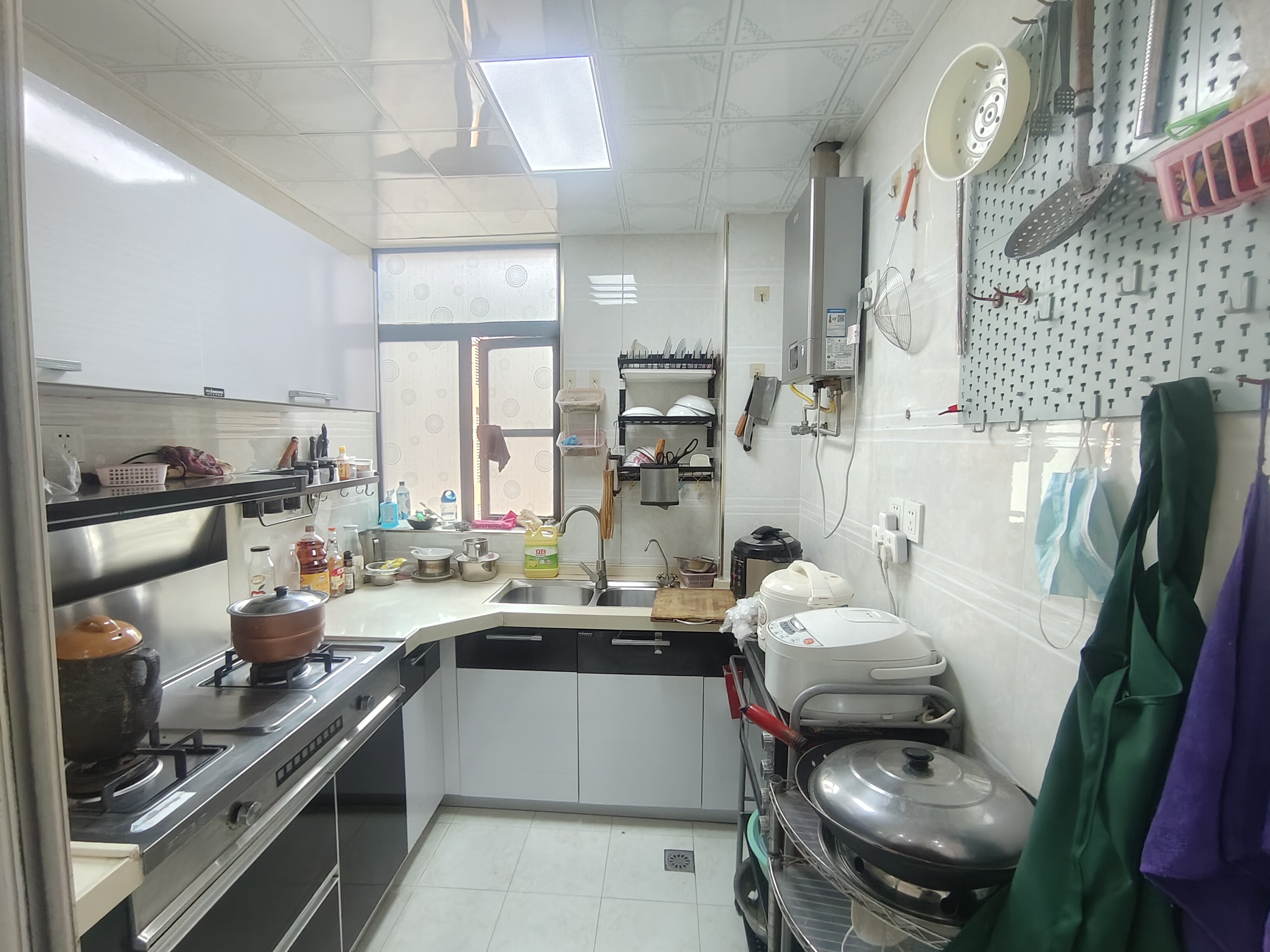 众一桂府  2室1厅1卫   51.80万客厅