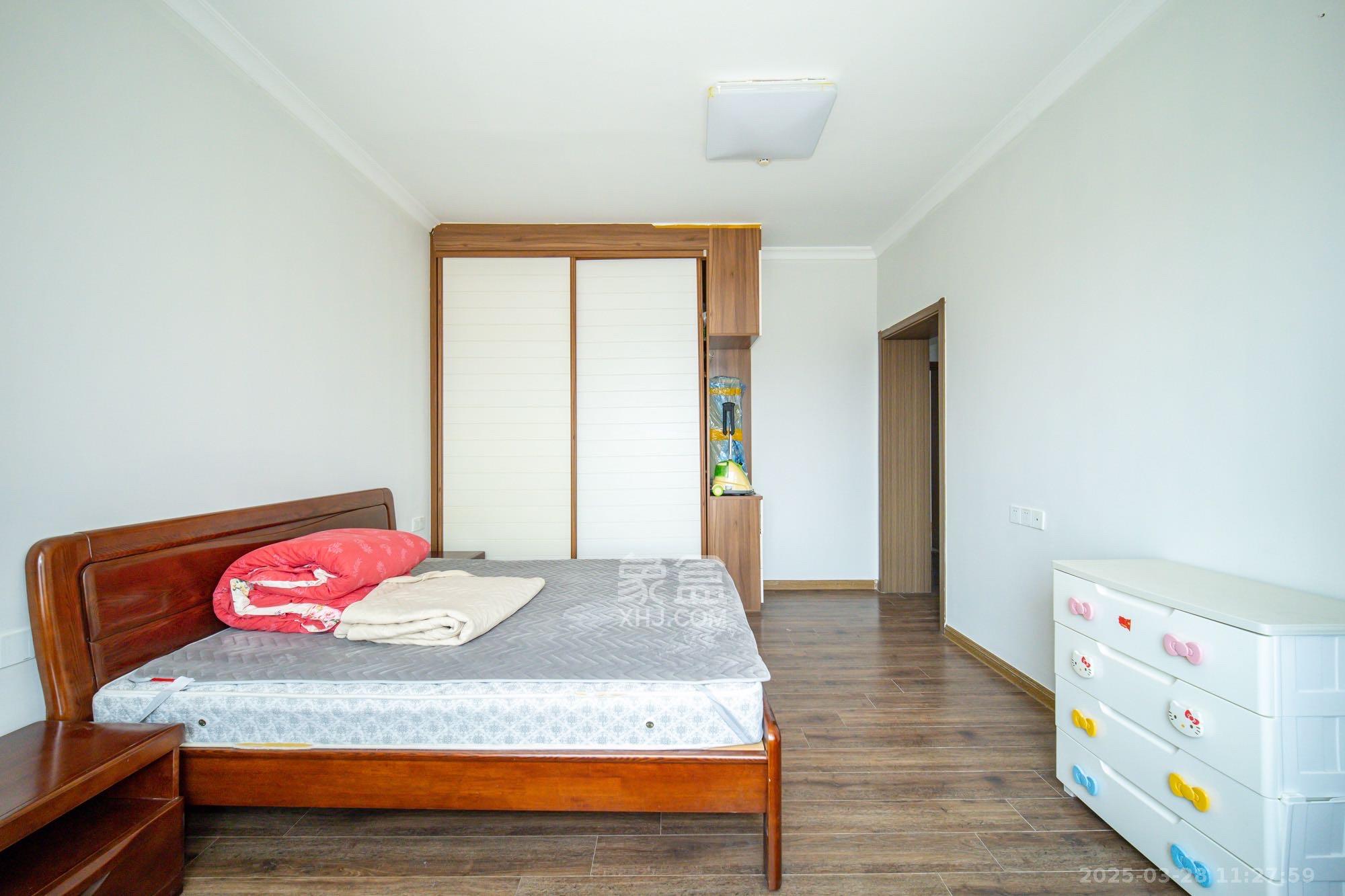 碧桂园威尼斯城  4室2厅2卫    4200.0元/月 碧桂园威尼斯城  4室2厅2卫    4200.0元/月室内图