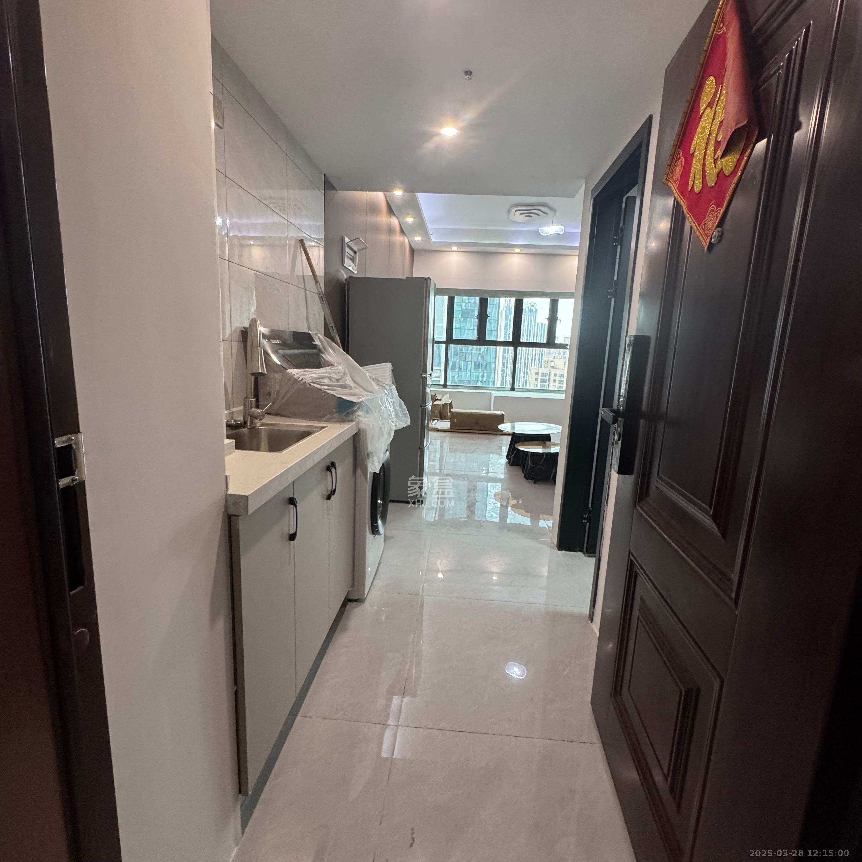 润和国际广场  1室0厅1卫    1700.0元/月 润和国际广场  1室0厅1卫    1700.0元/月室内图