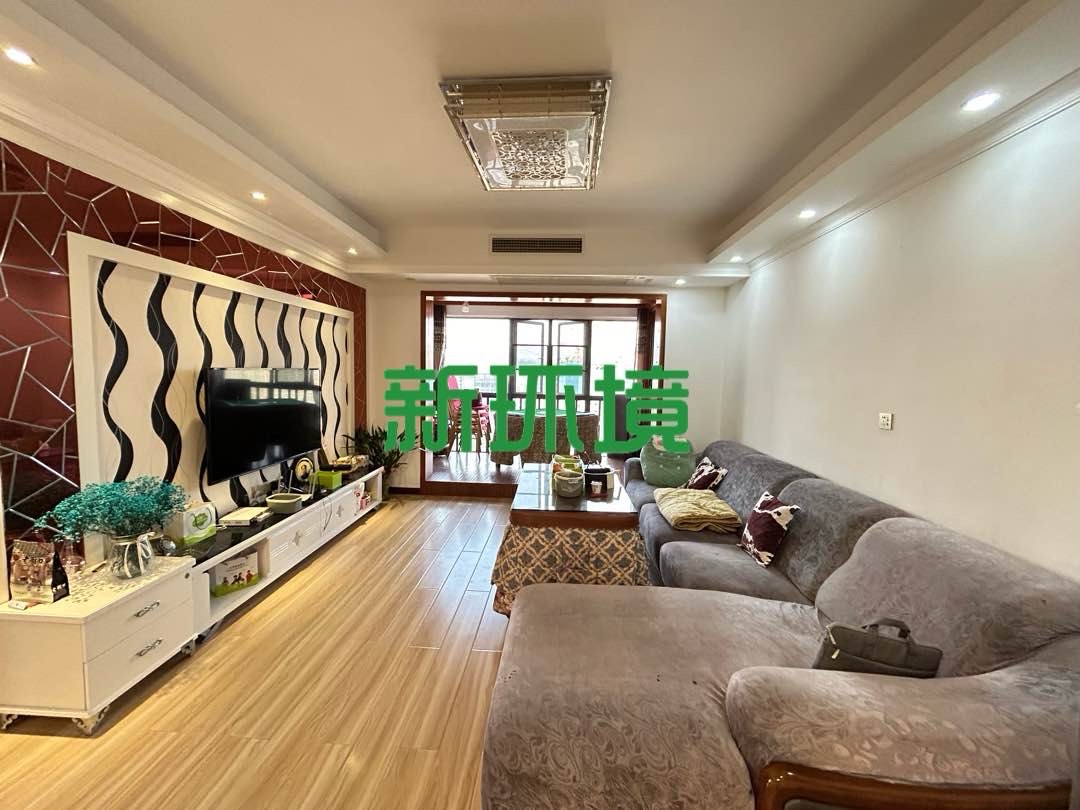 逸臣中央 3室2厅2卫 2500.0元/月 逸臣中央 3室2厅2卫 2500.0元/月室内图