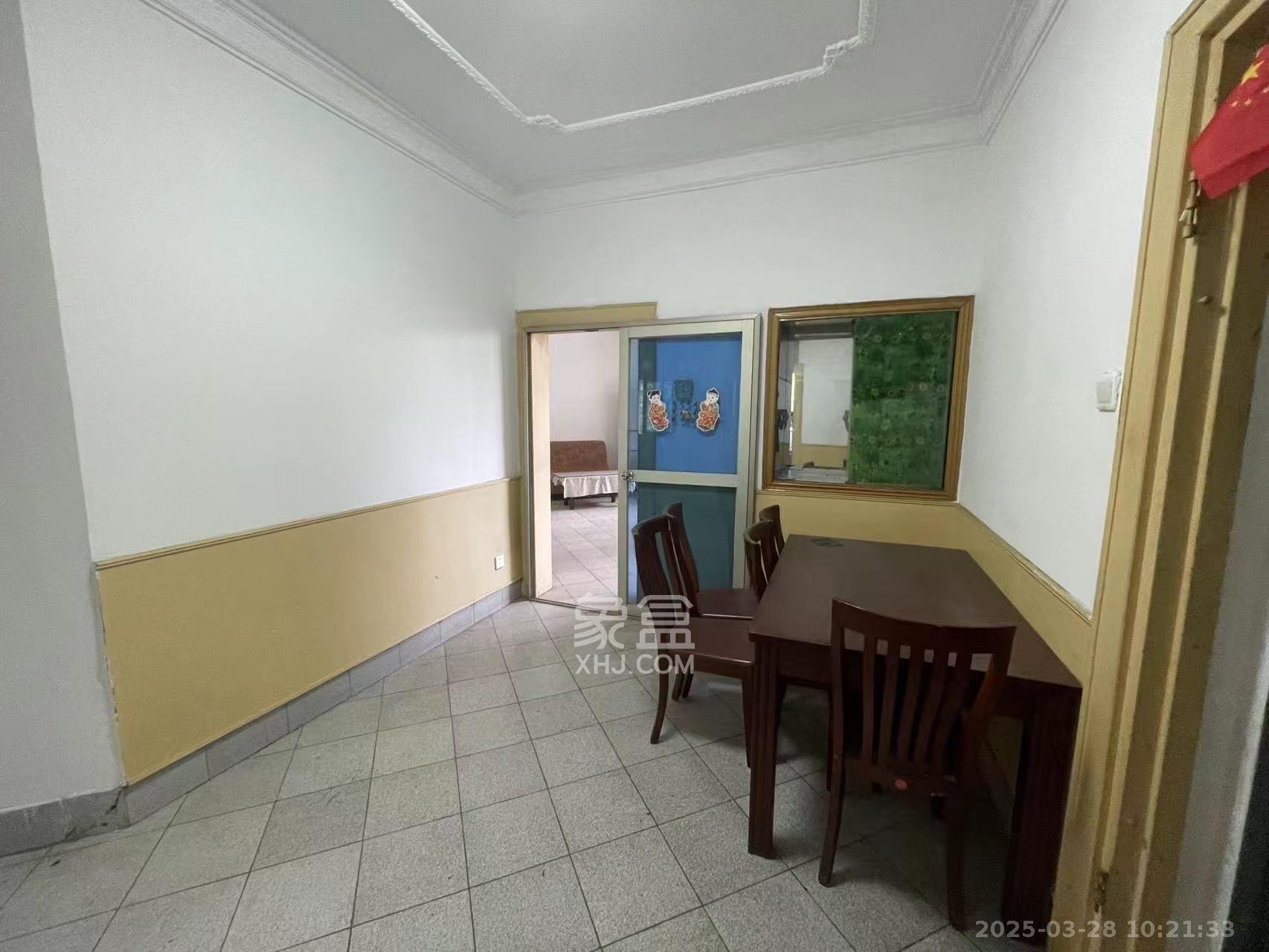 英才园二片 3室2厅1卫 2000.0元/月 英才园二片 3室2厅1卫 2000.0元/月室内图