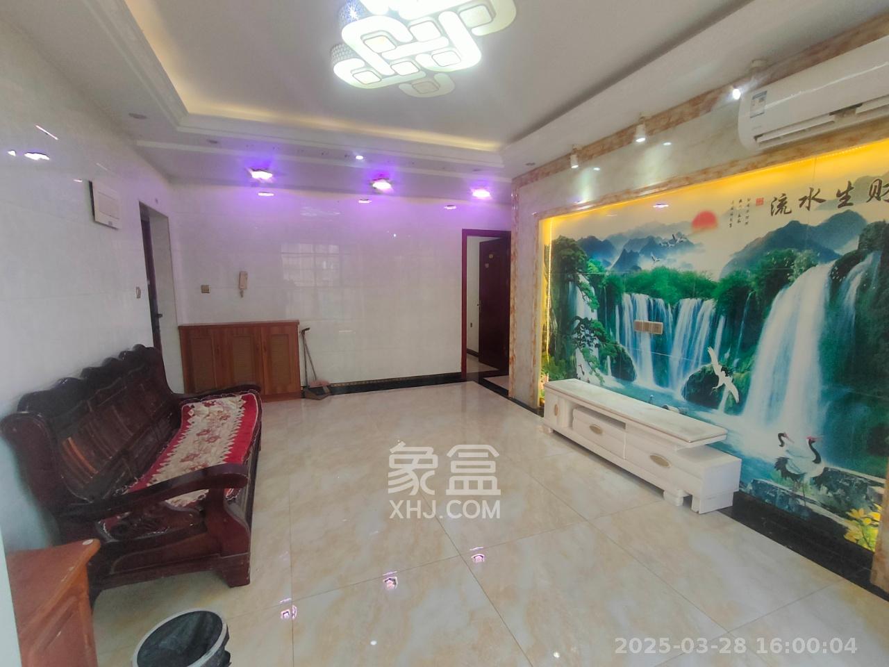 华龙家园(和泰家园)  3室2厅1卫    1700.0元/月 华龙家园(和泰家园)  3室2厅1卫    1700.0元/月