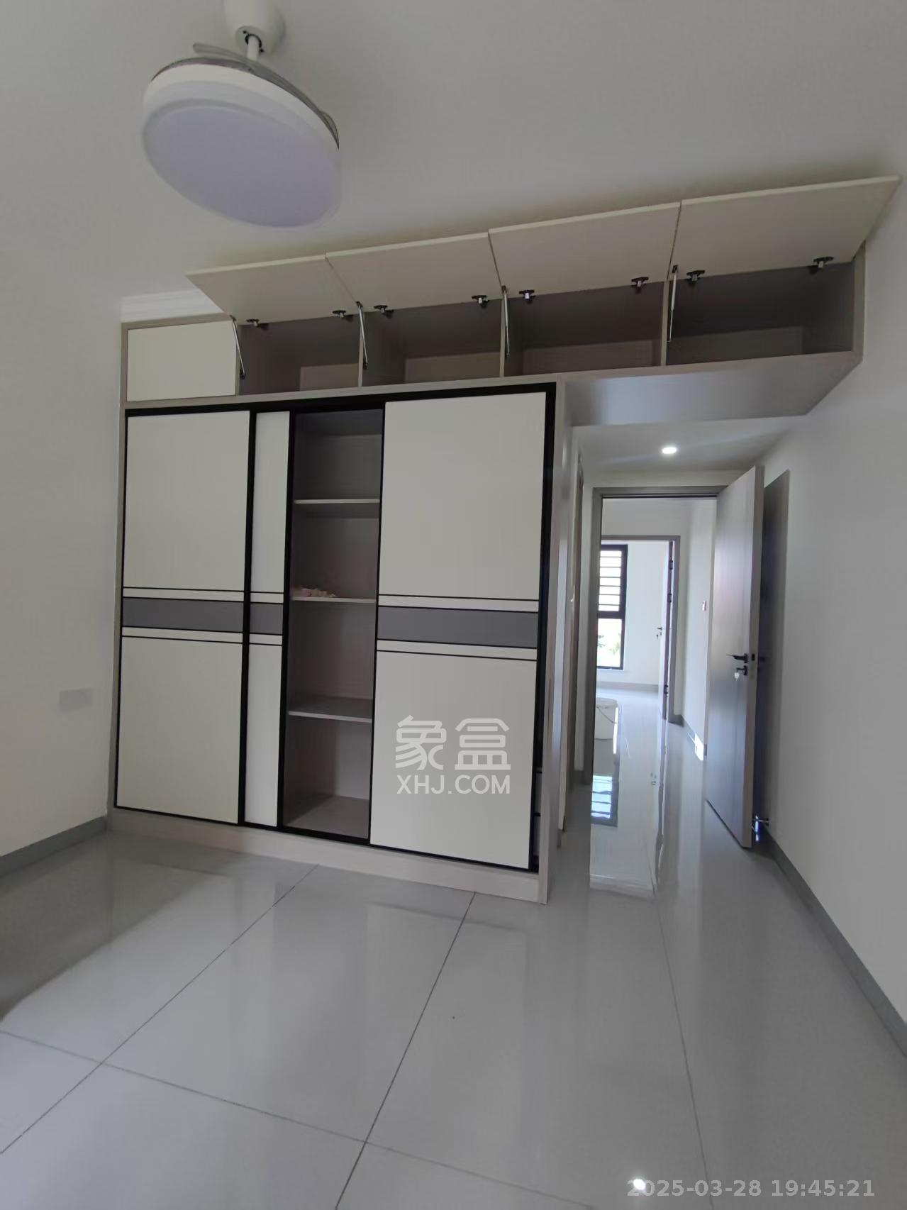 湾田望江府 4室2厅2卫 2200.0元/月 湾田望江府 4室2厅2卫 2200.0元/月室内图