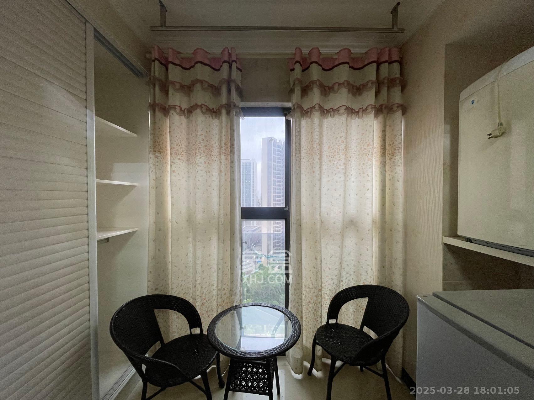 达美D6区 1室1厅1卫 1300.0元/月 达美D6区 1室1厅1卫 1300.0元/月室内图