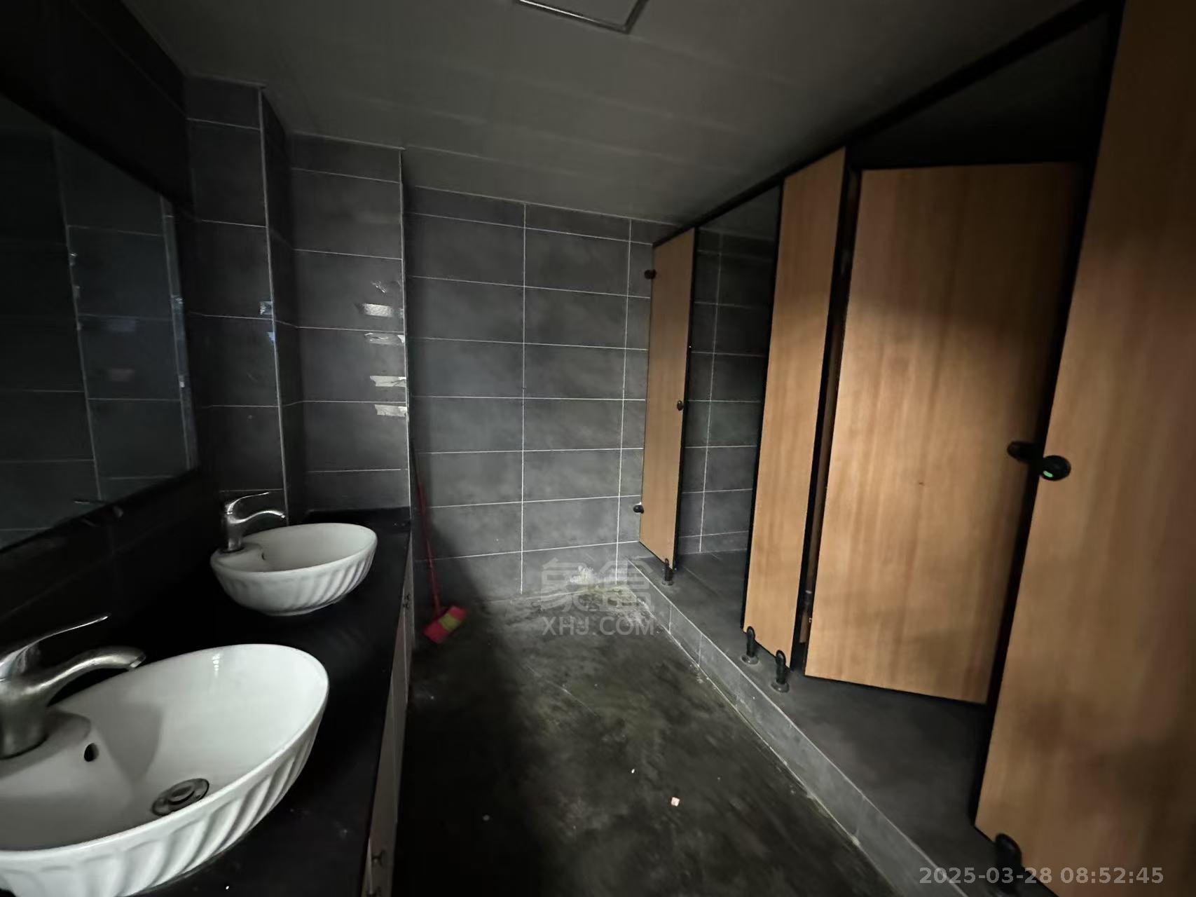 金轮时代广场 1室1厅1卫 4800.0元/月 金轮时代广场 1室1厅1卫 4800.0元/月室内图