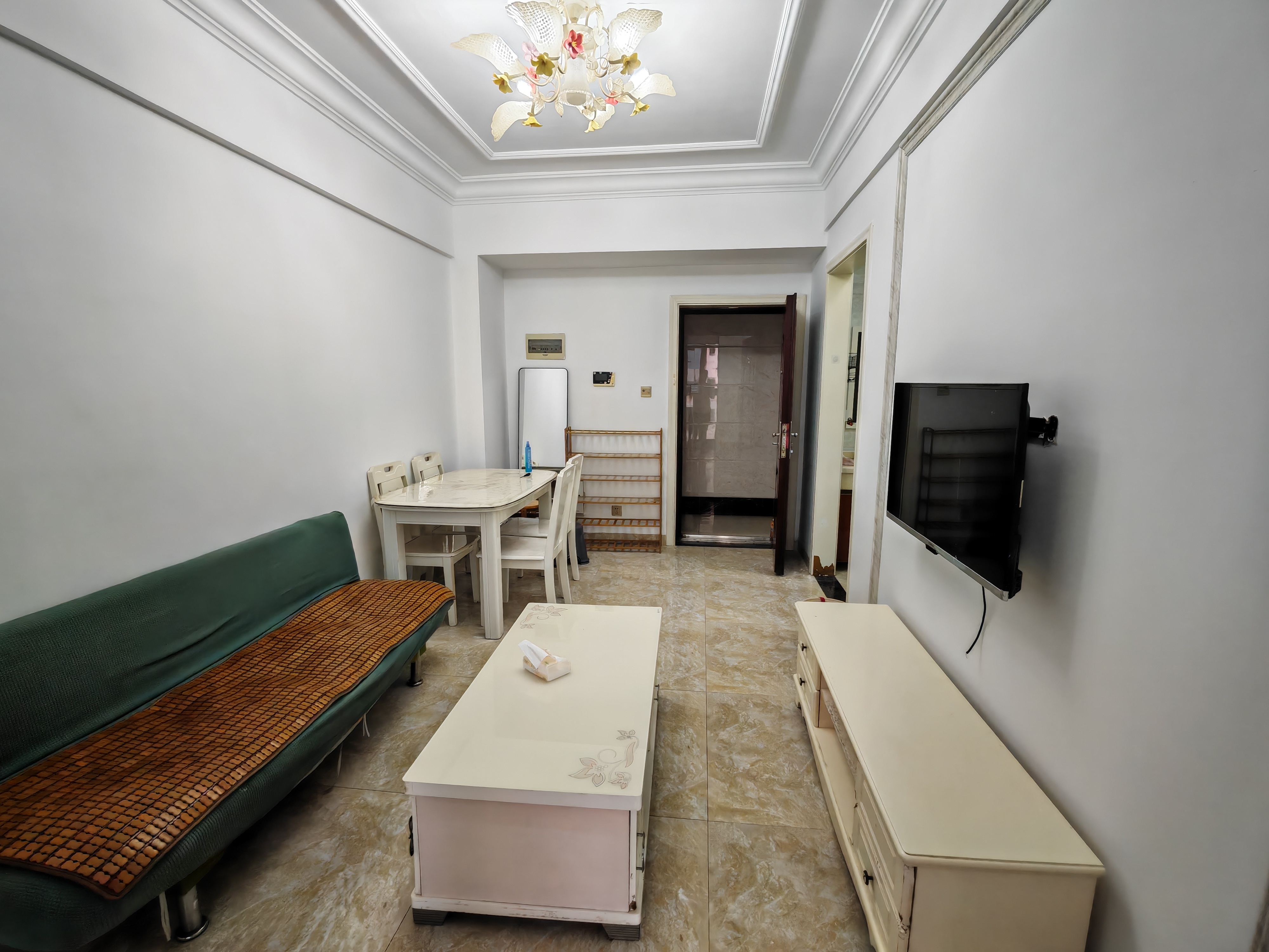 盛泰佳园 1室1厅1卫 63.0万 盛泰佳园 1室1厅1卫 63.0万室内图