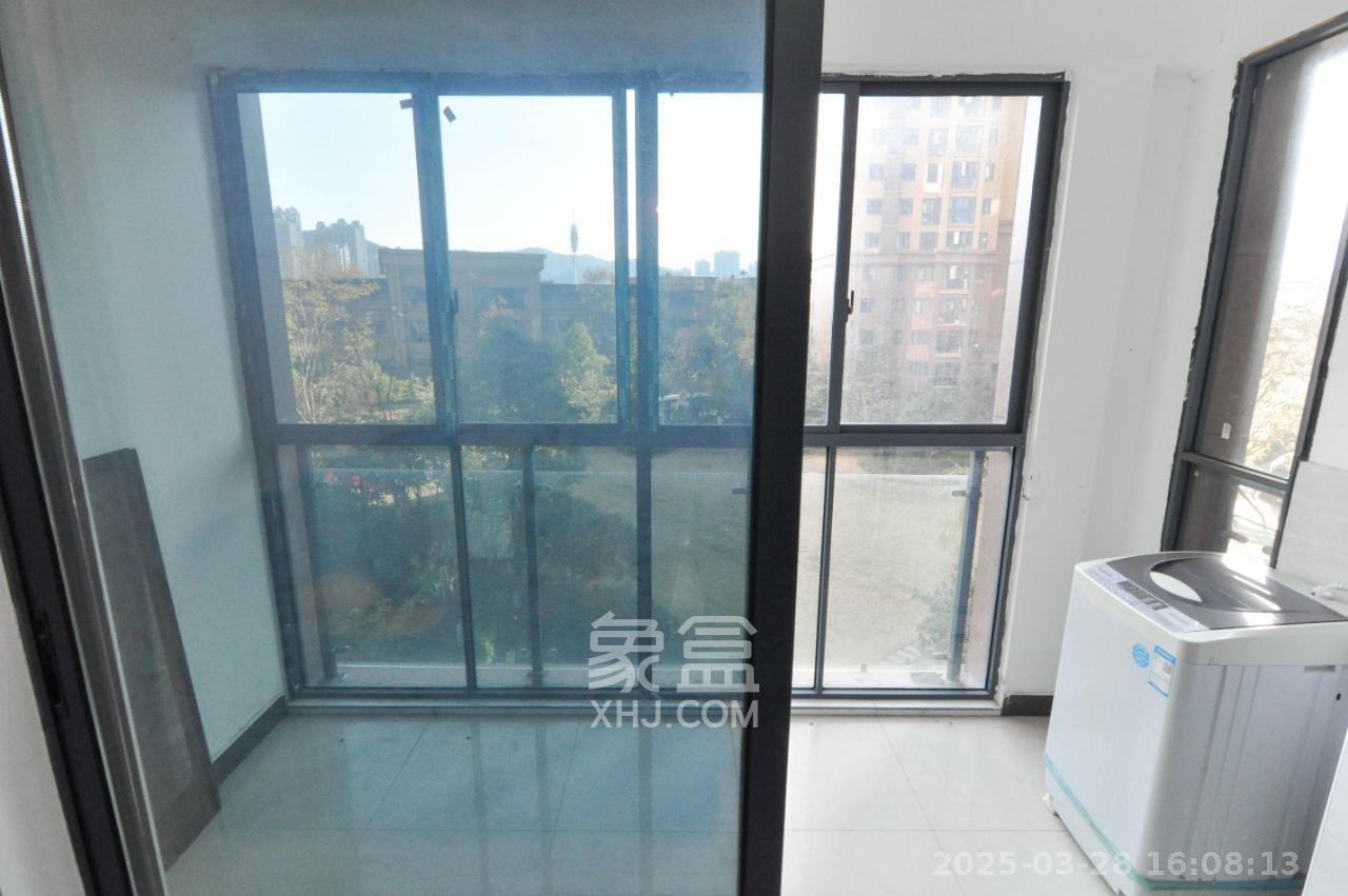 中建梅溪湖中心  3室2厅2卫   2800.00元/月室内图