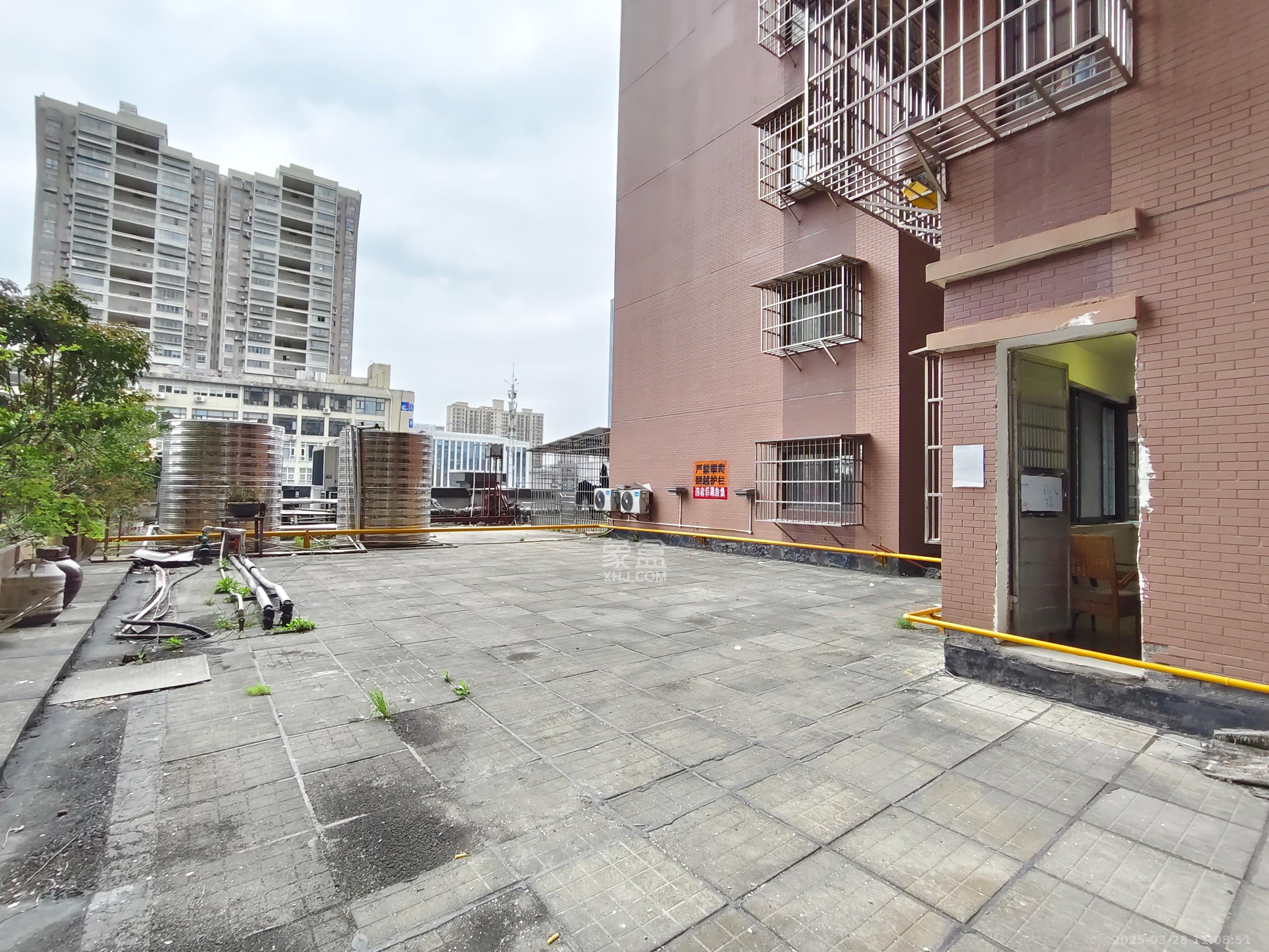 同鑫家园  2室2厅1卫   2300.00元/月室内图