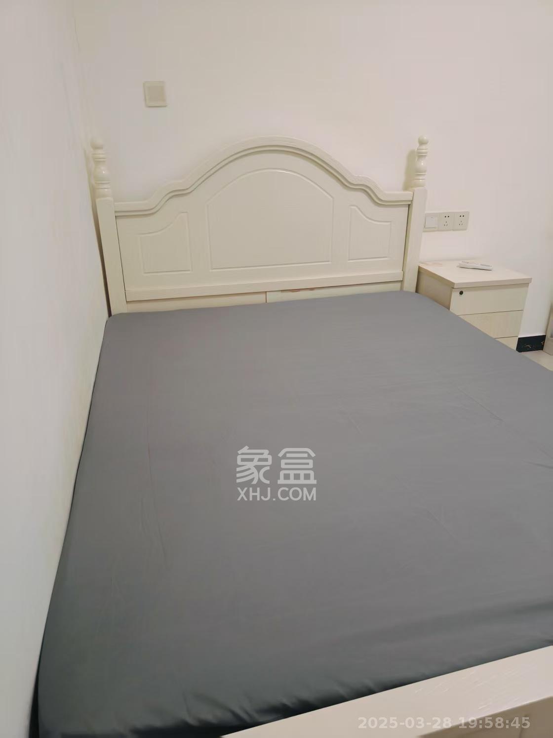 湘预家园  1室1厅1卫    900.0元/月 湘预家园  1室1厅1卫    900.0元/月室内图