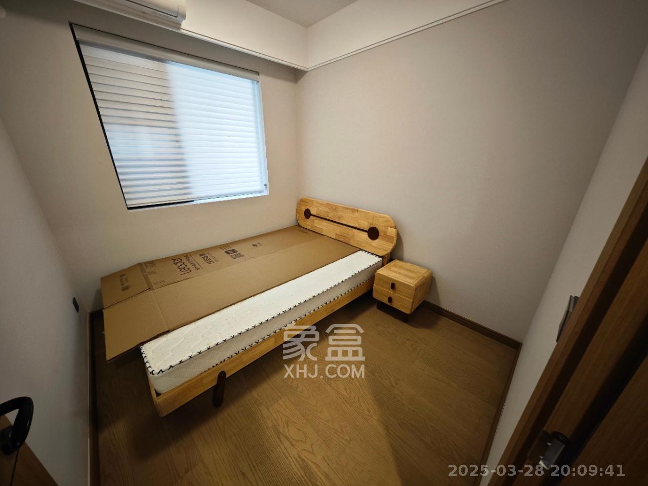 爱家当代境  3室2厅2卫    3200.0元/月室内图