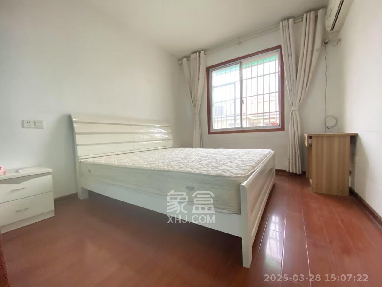 雅雀湖小区  2室2厅1卫   1300.00元/月室内图