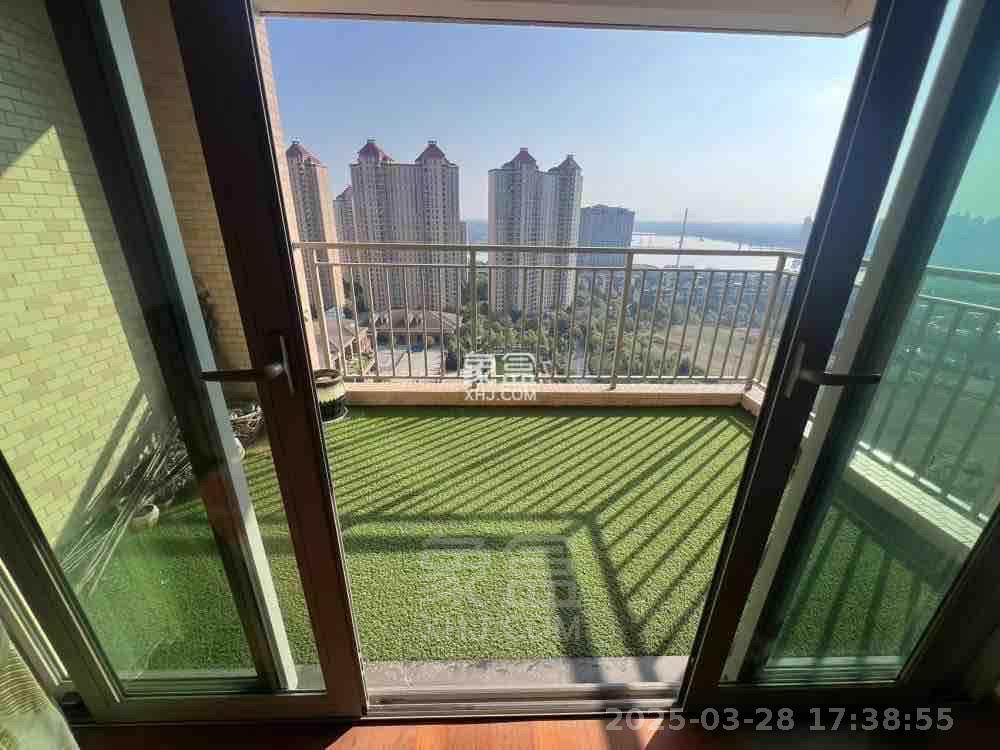 晋合湘水湾三期 4室2厅2卫 3000.0元/月 晋合湘水湾三期 4室2厅2卫 3000.0元/月室内图