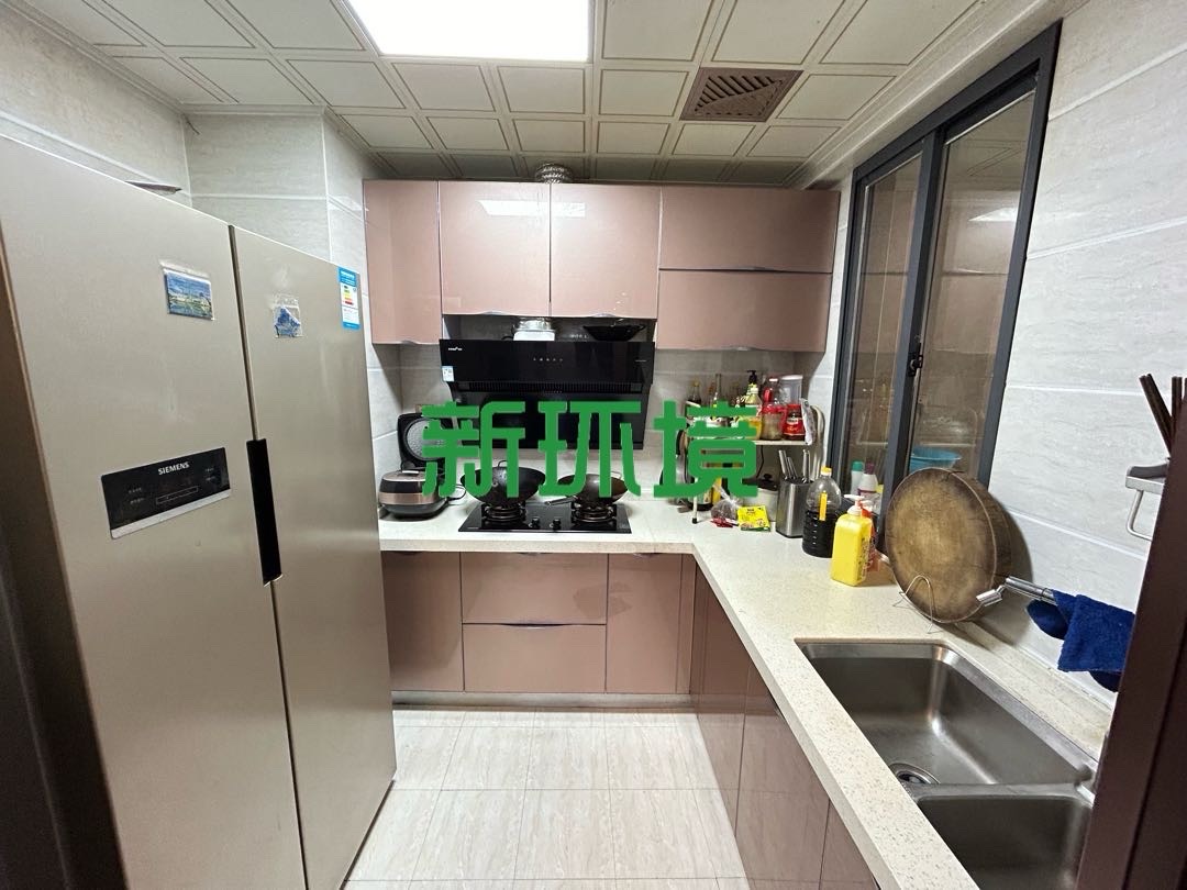 逸臣中央 3室2厅2卫 2500.0元/月 逸臣中央 3室2厅2卫 2500.0元/月室内图