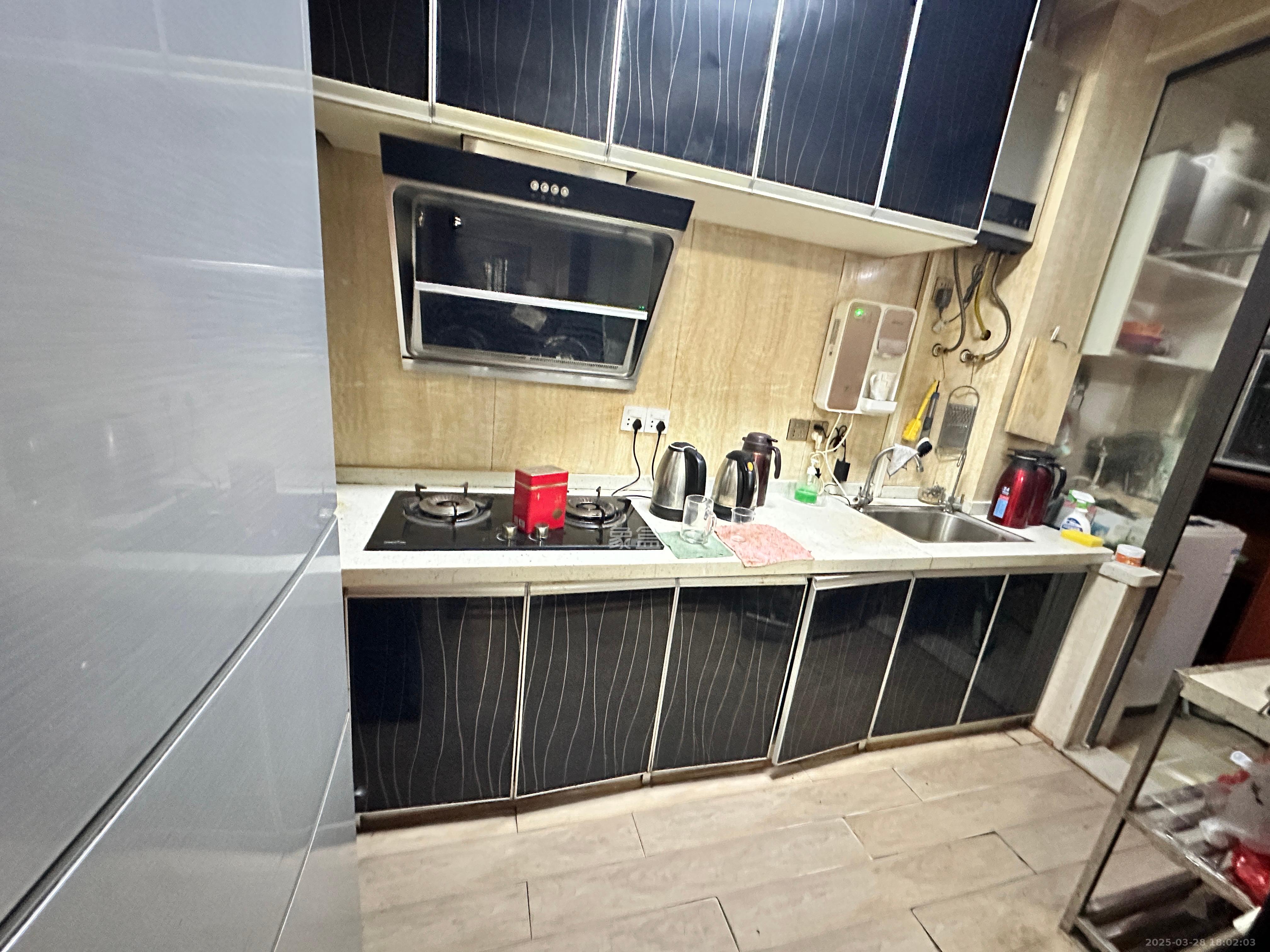 天元美居乐 2室1厅1卫 38.8万 天元美居乐 2室1厅1卫 38.8万客厅