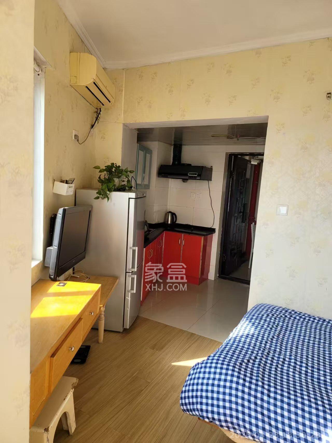 2076至高点 1室1厅1卫 1000.0元/月 2076至高点 1室1厅1卫 1000.0元/月室内图