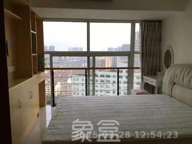 金色loft(鑫秋大厦) 2室1厅1卫 2100.0元/月 金色loft(鑫秋大厦) 2室1厅1卫 2100.0元/月室内图