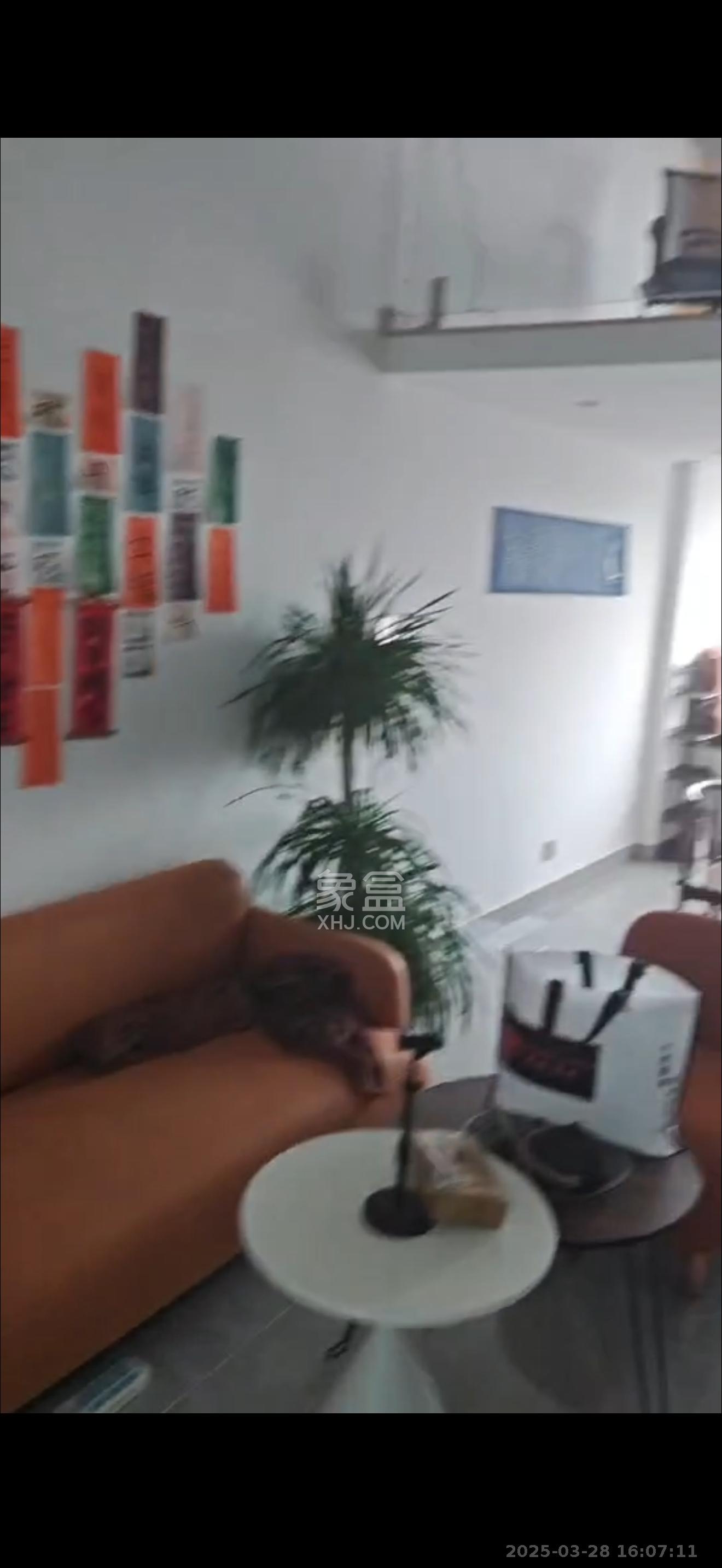 裕天国际商汇中心 1室0厅0卫 2200.0元/月 裕天国际商汇中心 1室0厅0卫 2200.0元/月室内图