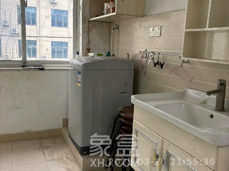 省残联宿舍  3室1厅1卫   2000.00元/月室内图