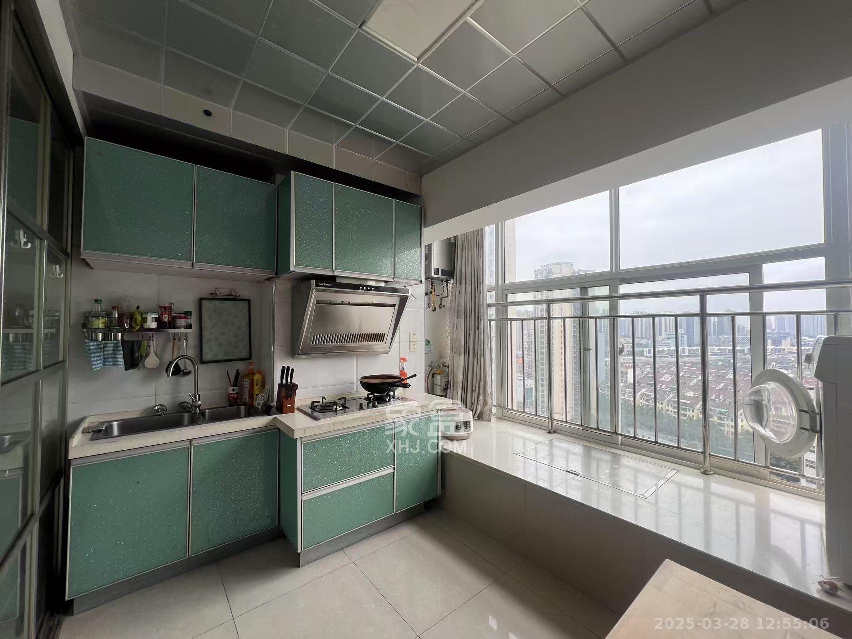 金色loft(鑫秋大厦) 2室1厅1卫 2100.0元/月 金色loft(鑫秋大厦) 2室1厅1卫 2100.0元/月室内图