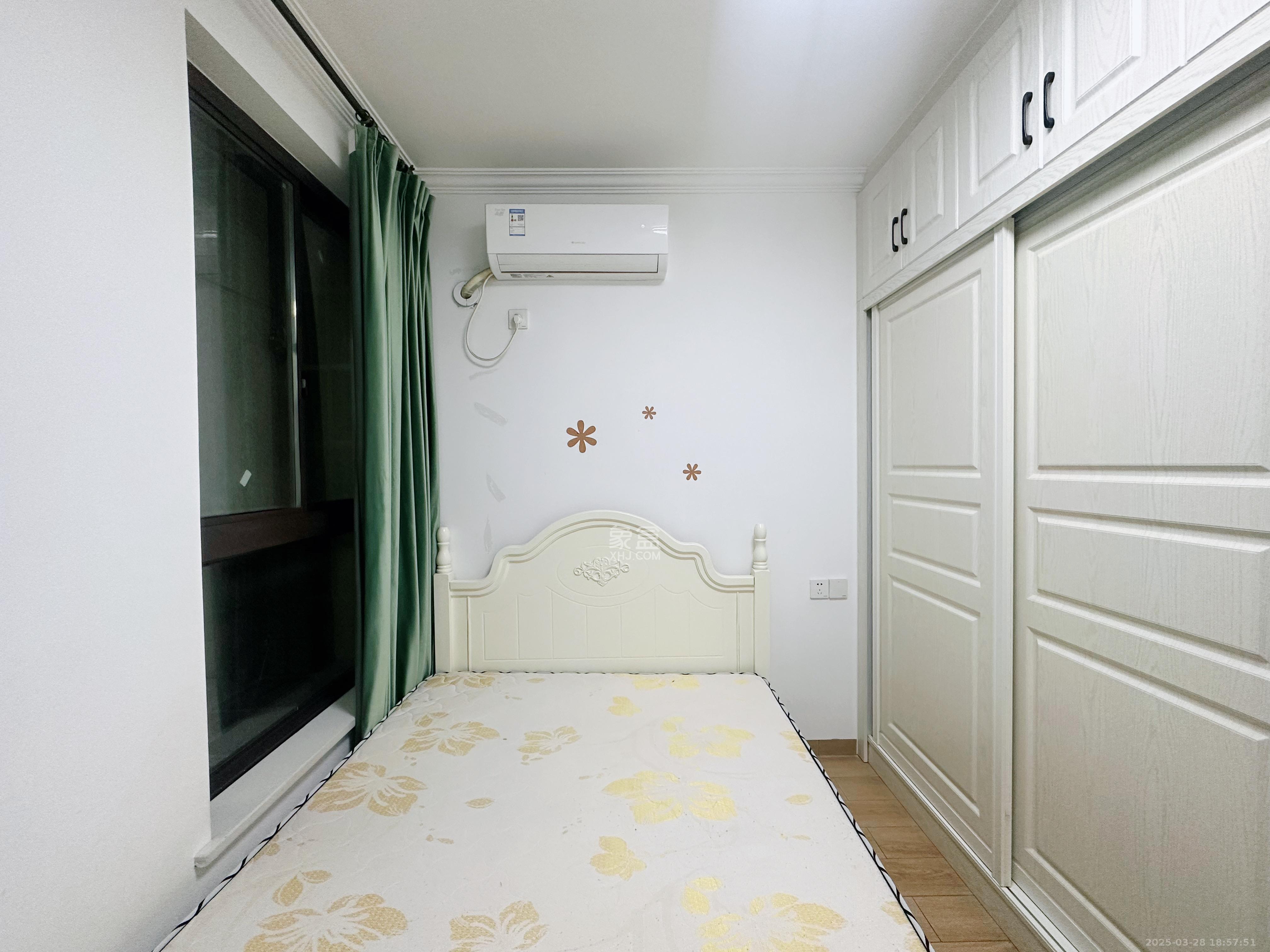 协信星澜汇  2室2厅1卫    2500.0元/月室内图