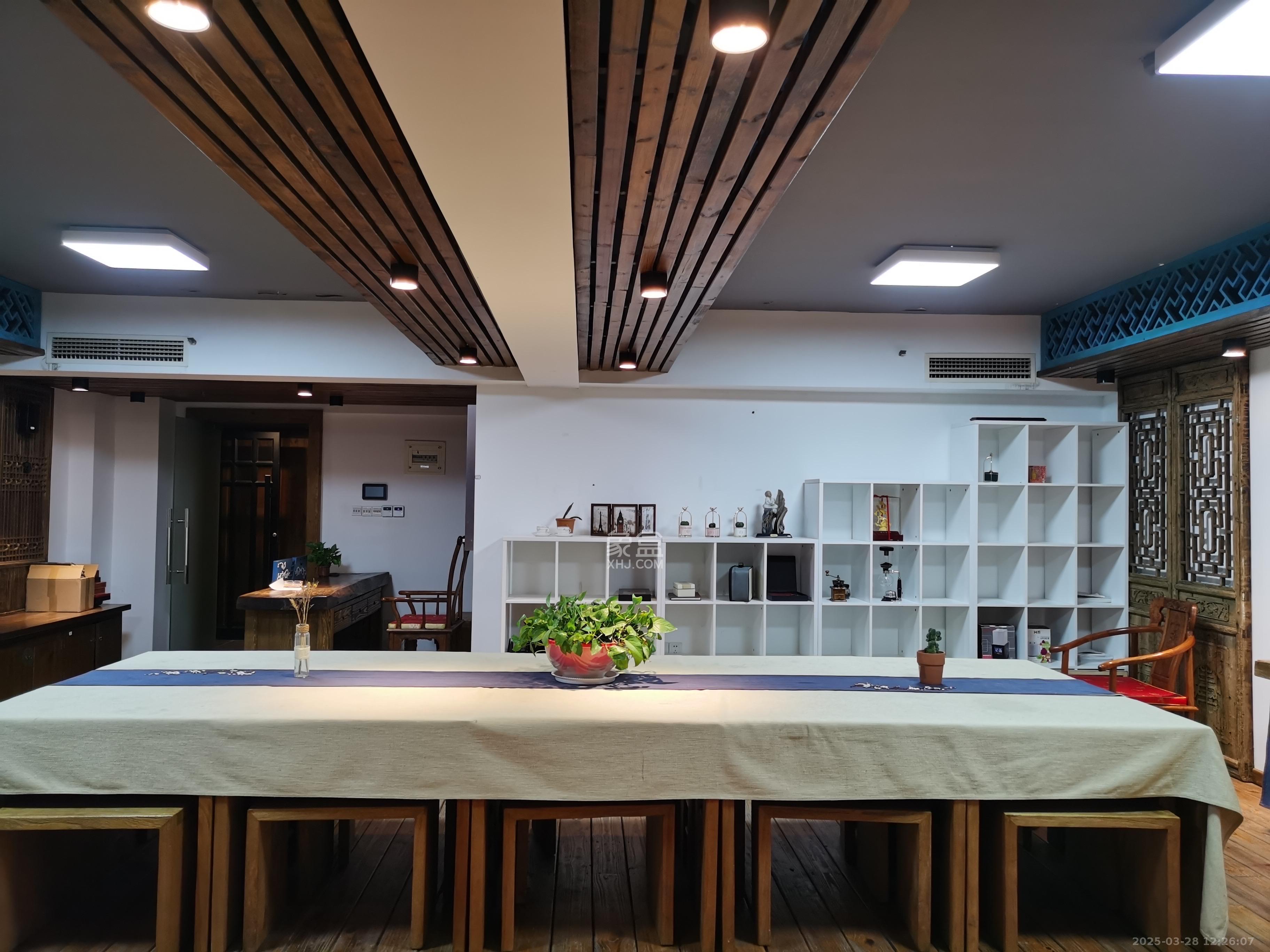 保利国际广场 1室0厅0卫 9800.0元/月 保利国际广场 1室0厅0卫 9800.0元/月室内图