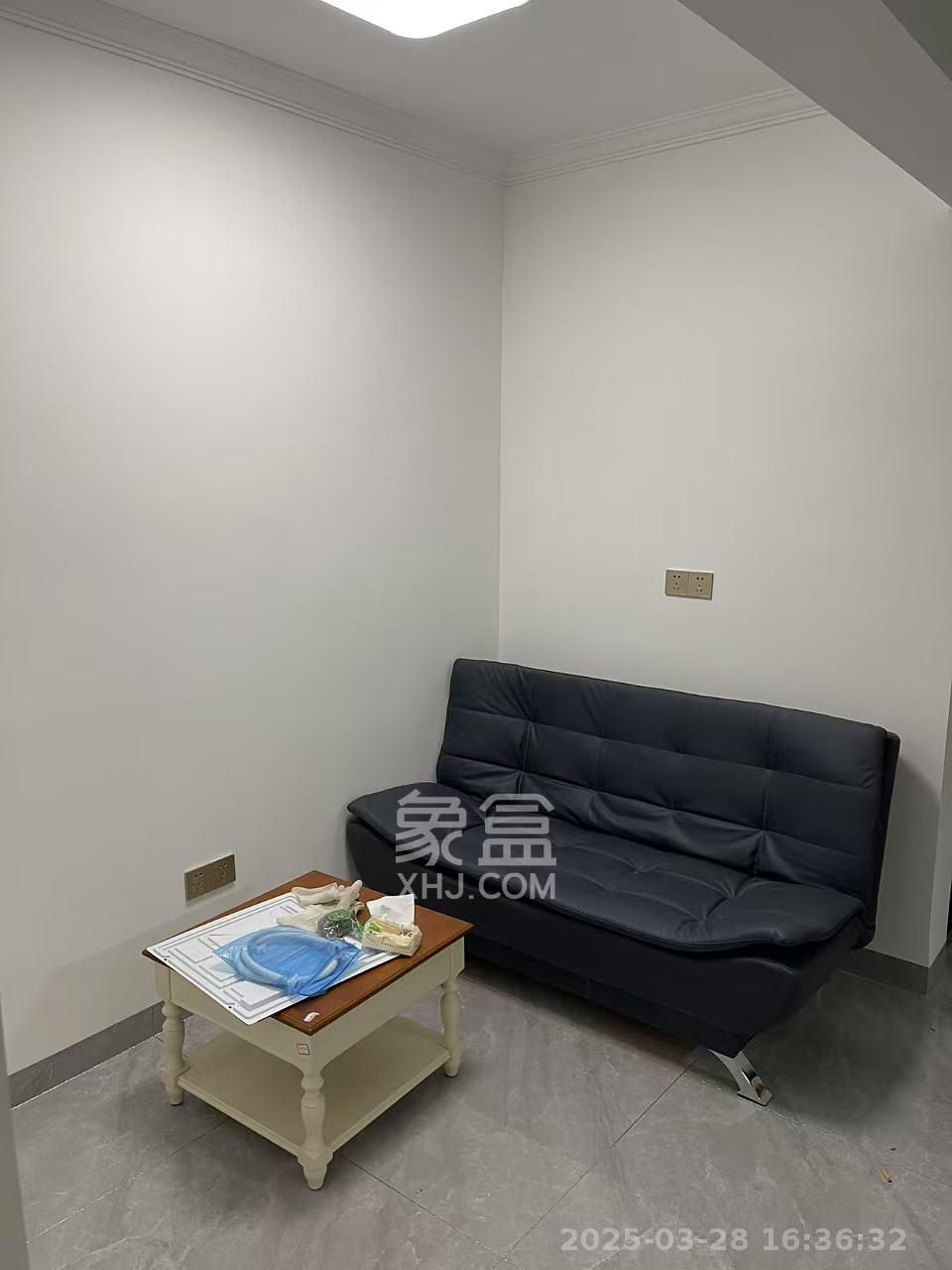 枫林雅苑（雷锋机电市场二期）  2室1厅1卫   1700.00元/月