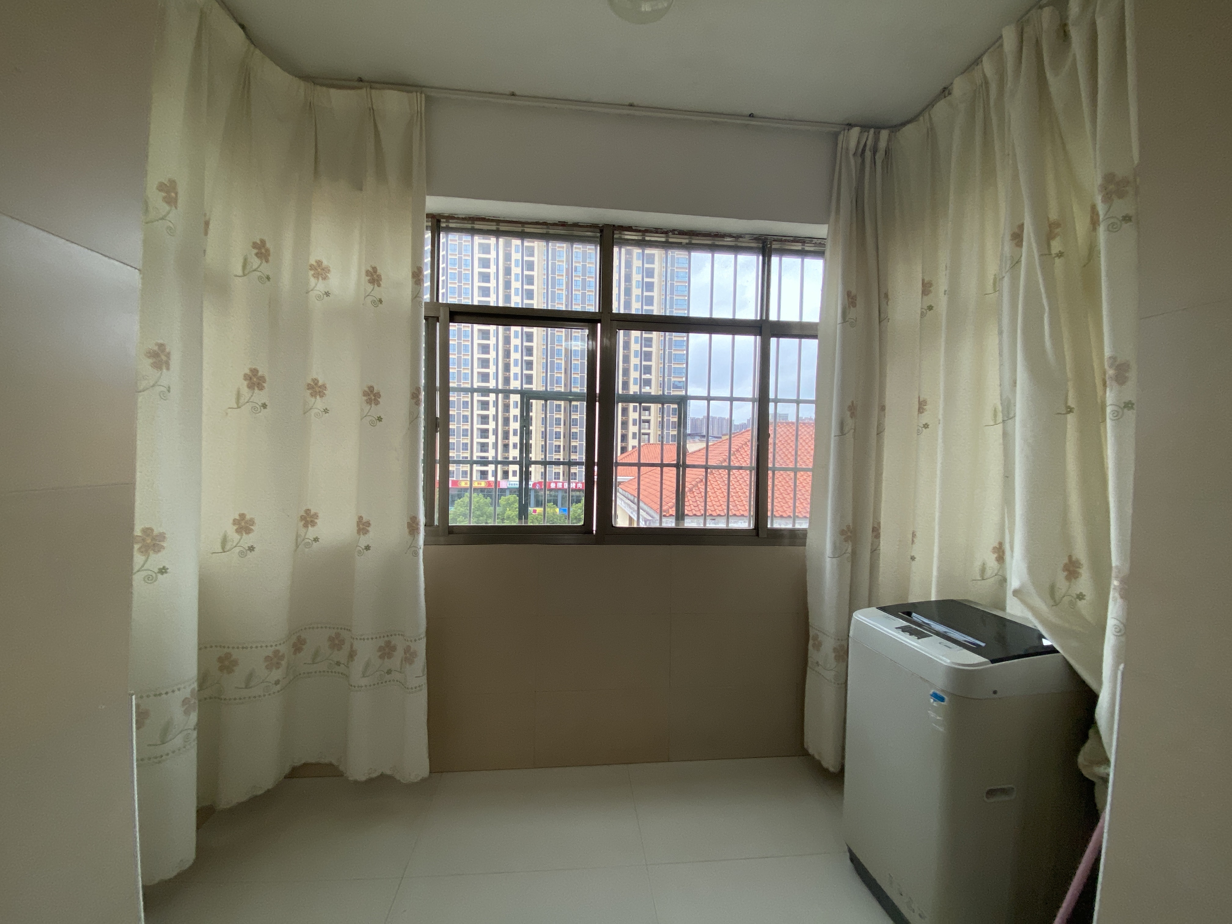 大立小区 1室2厅2卫 1000.0元/月 大立小区 1室2厅2卫 1000.0元/月室内图