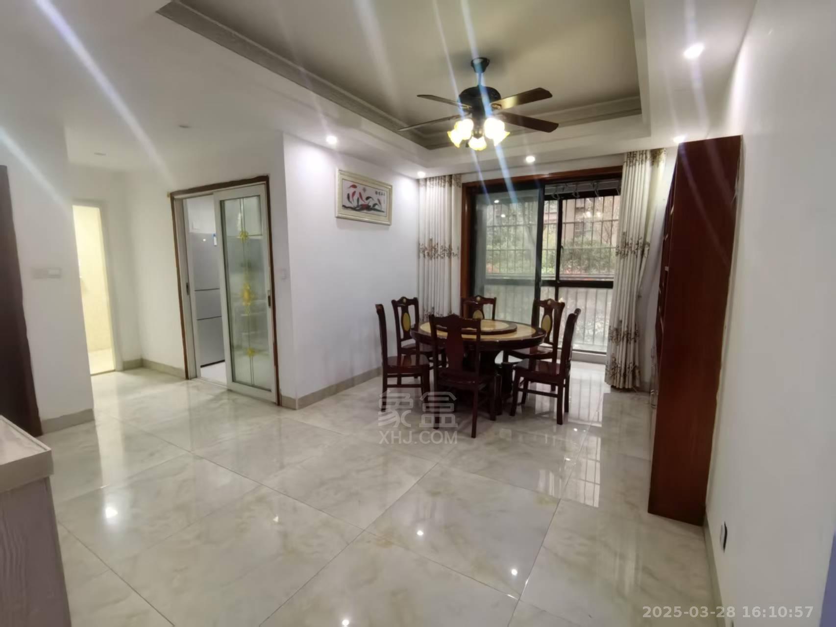 金色荷塘 3室2厅2卫 1800.0元/月 金色荷塘 3室2厅2卫 1800.0元/月户型图