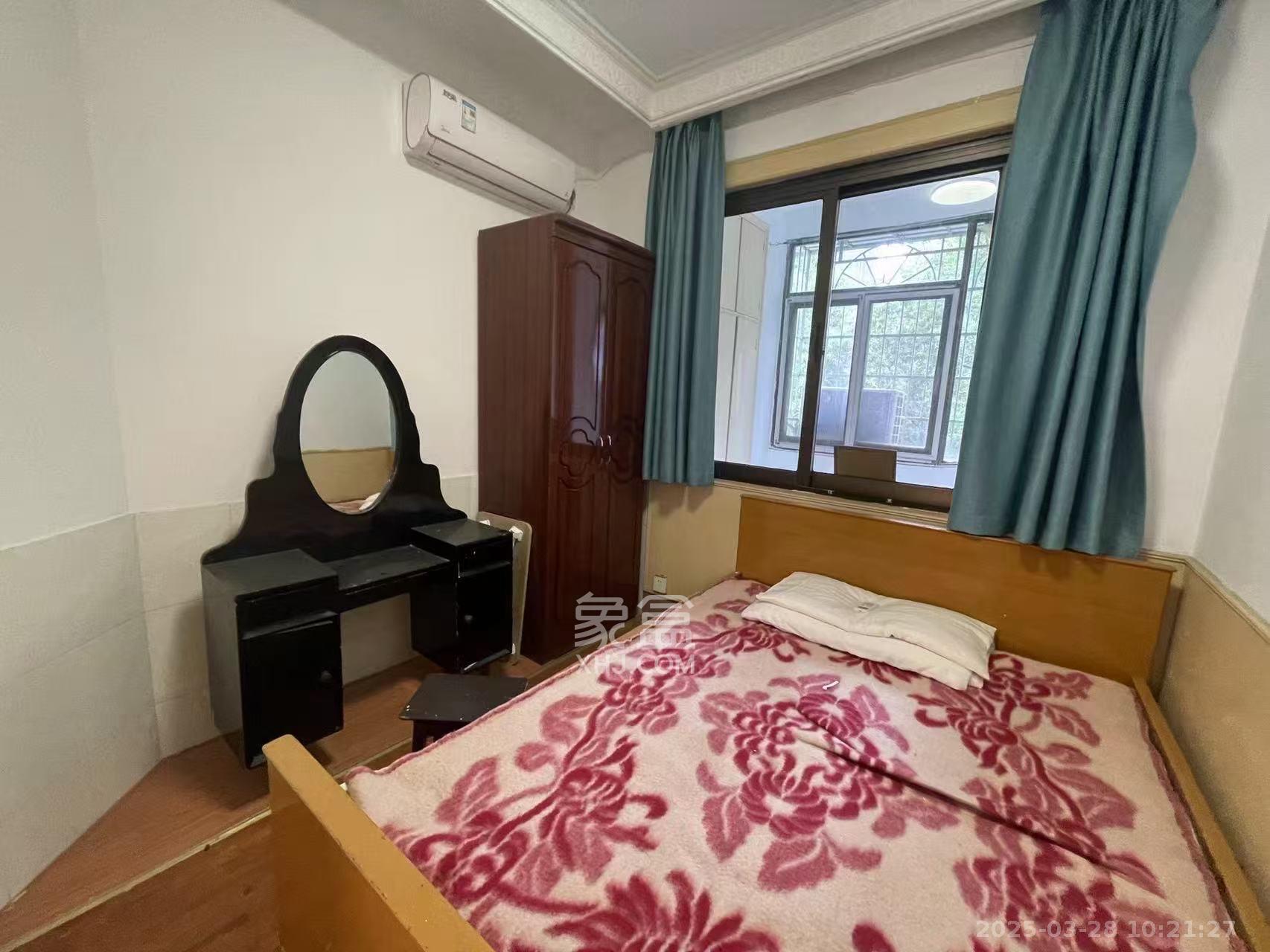 英才园二片 3室2厅1卫 2000.0元/月 英才园二片 3室2厅1卫 2000.0元/月室内图