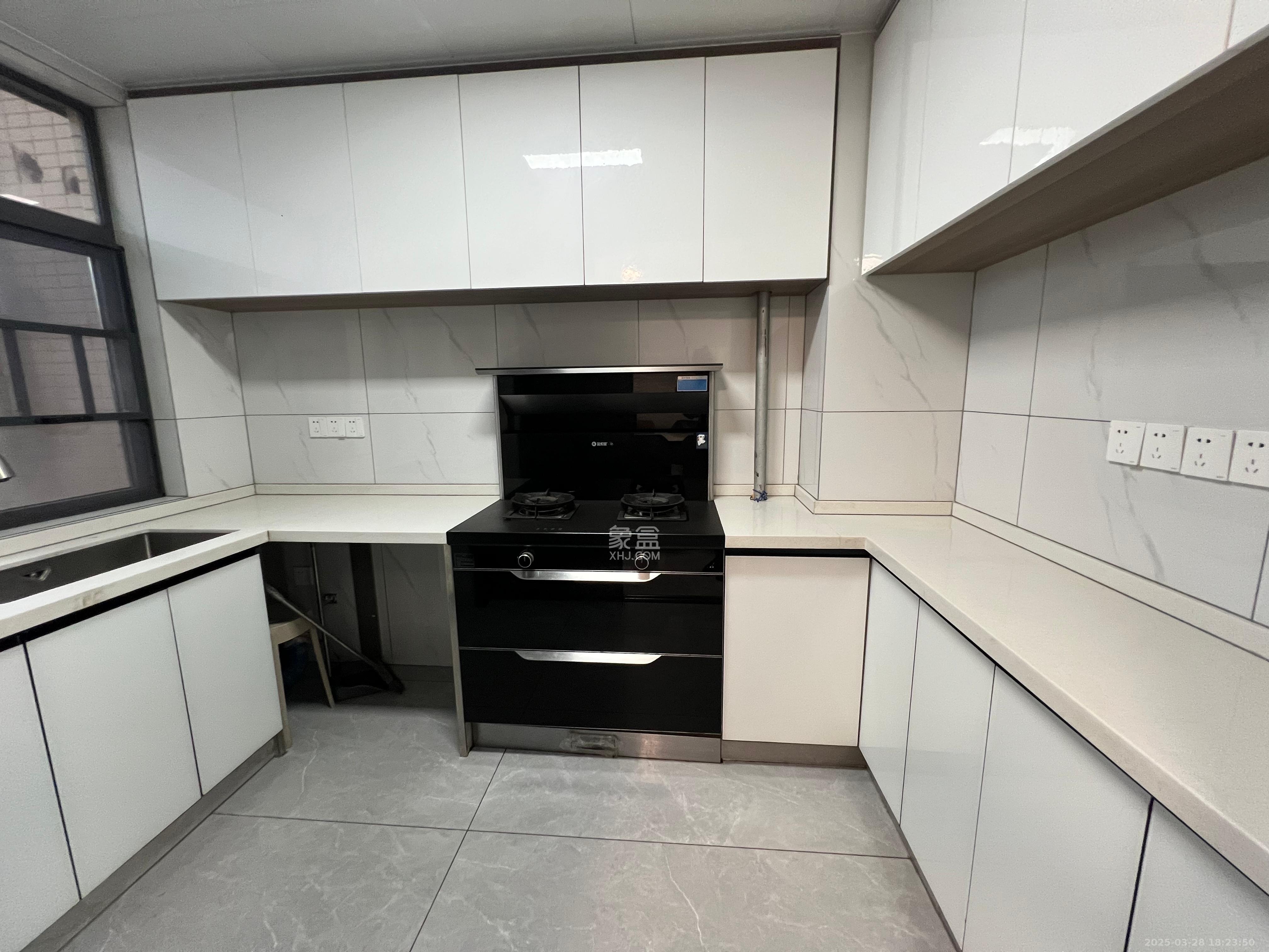 天元御城  3室2厅2卫    63.8万 天元御城  3室2厅2卫    63.8万室内图