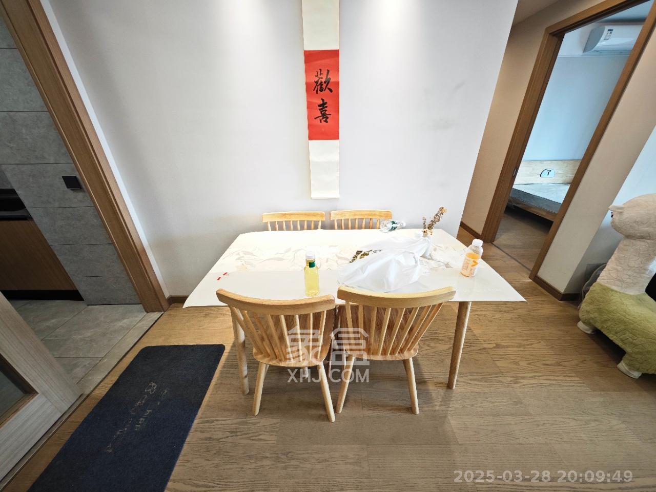 爱家当代境  3室2厅2卫    3200.0元/月室内图