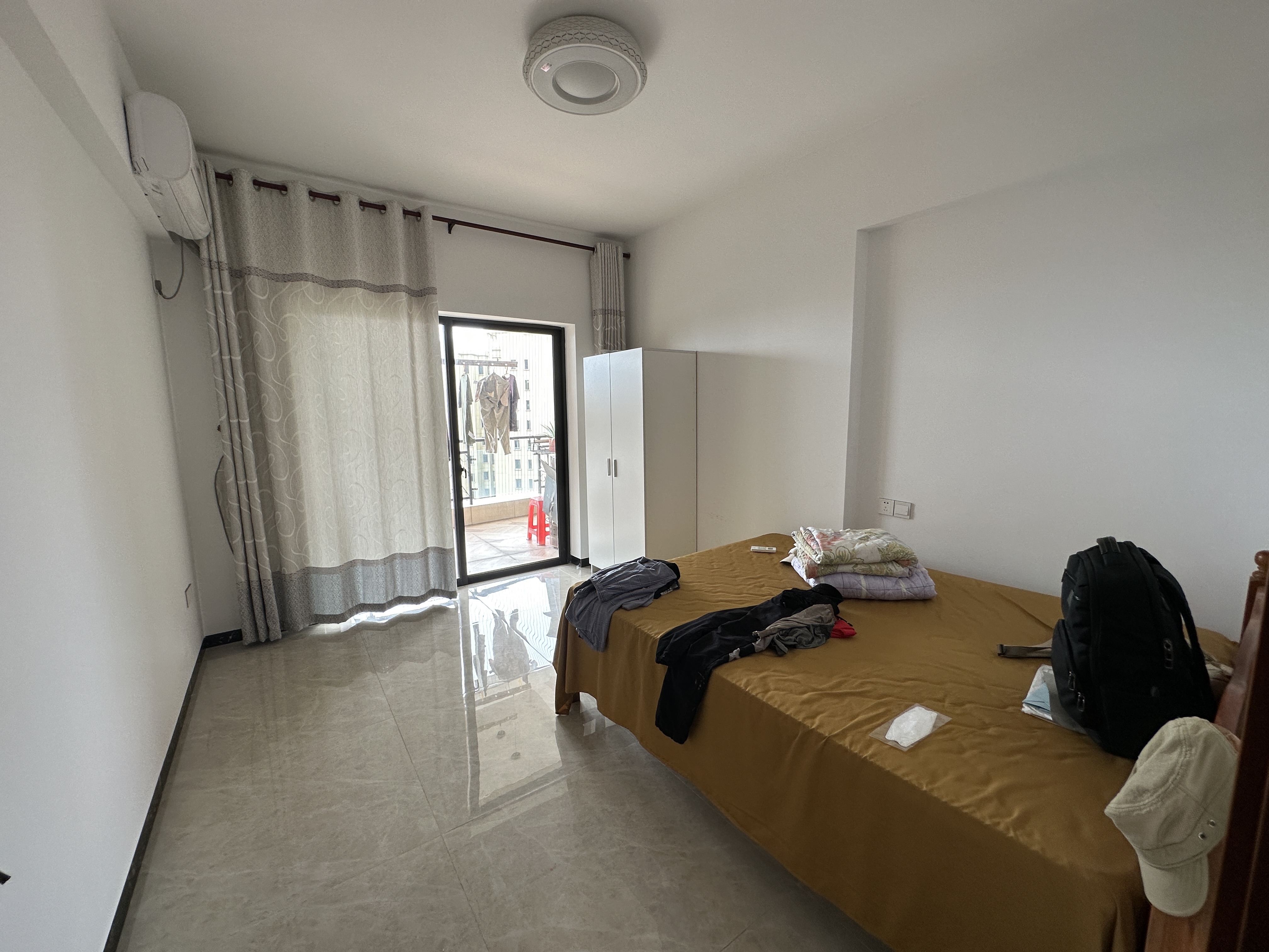 滨江帝景二期(三期) 3室2厅2卫 200.0万 滨江帝景二期(三期) 3室2厅2卫 200.0万室内图