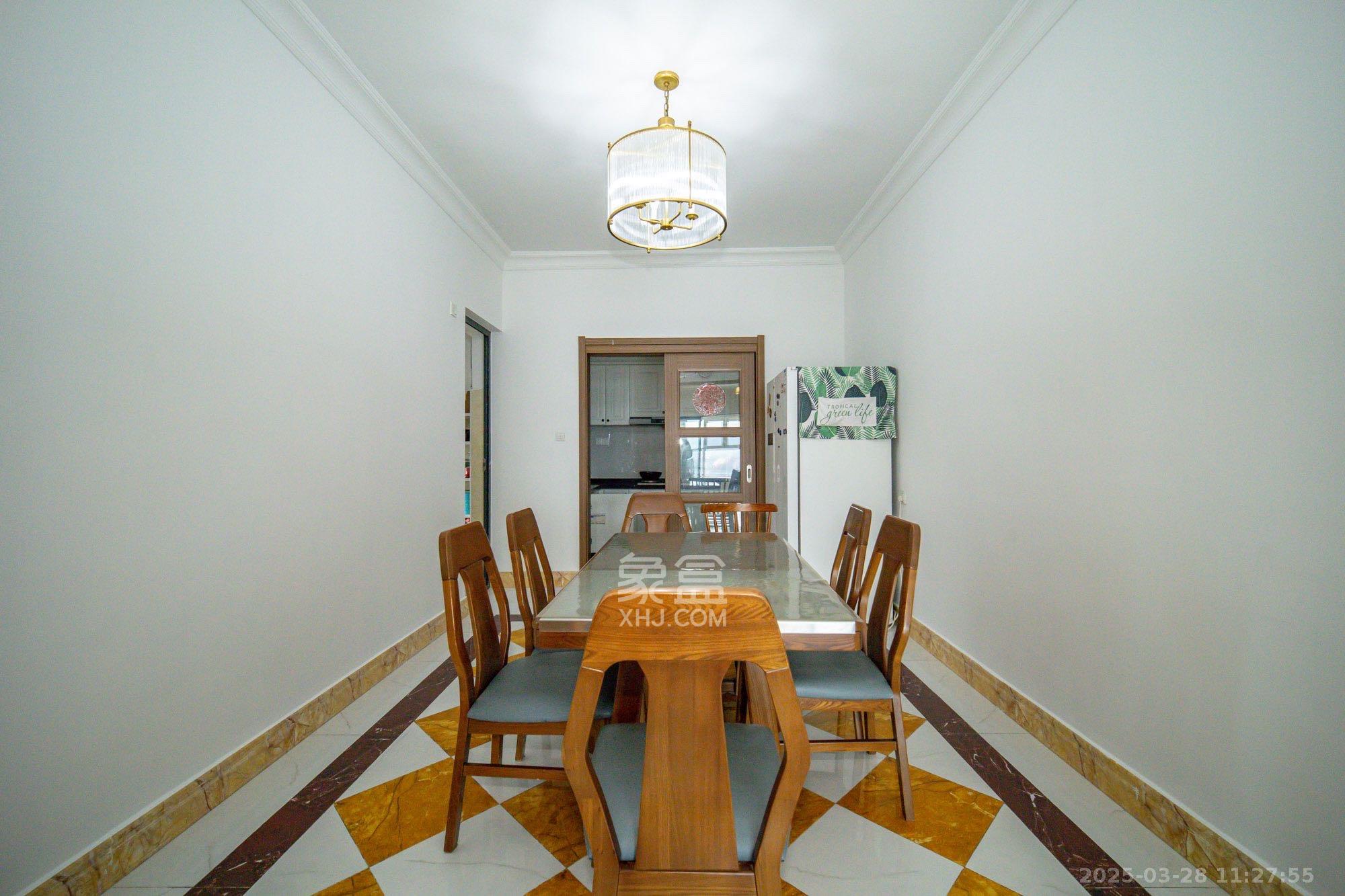 碧桂园威尼斯城  4室2厅2卫    4200.0元/月 碧桂园威尼斯城  4室2厅2卫    4200.0元/月室内图