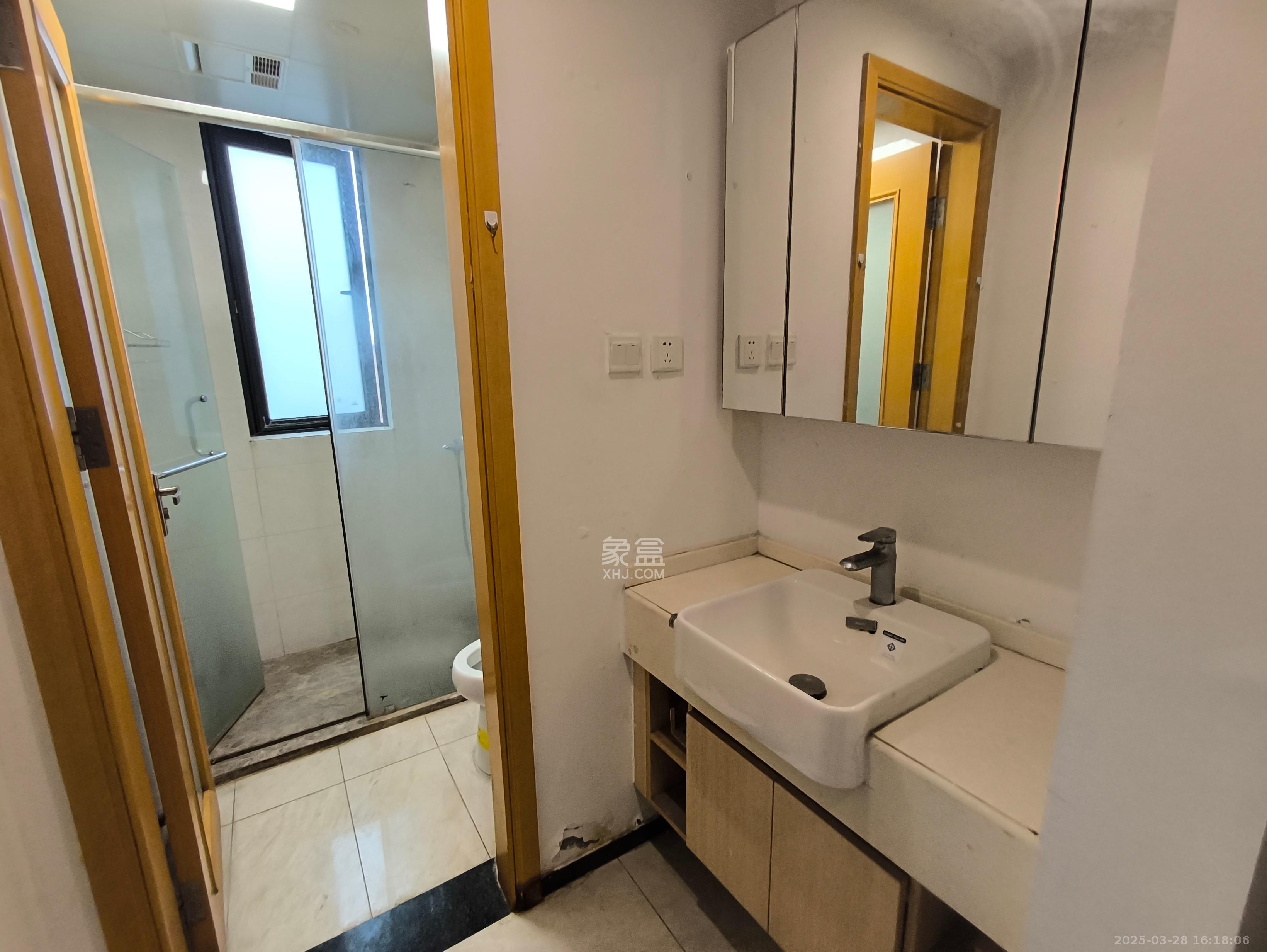 中海新城熙岸(中信新城五期) 1室1厅1卫 1600.0元/月 中海新城熙岸(中信新城五期) 1室1厅1卫 1600.0元/月室内图