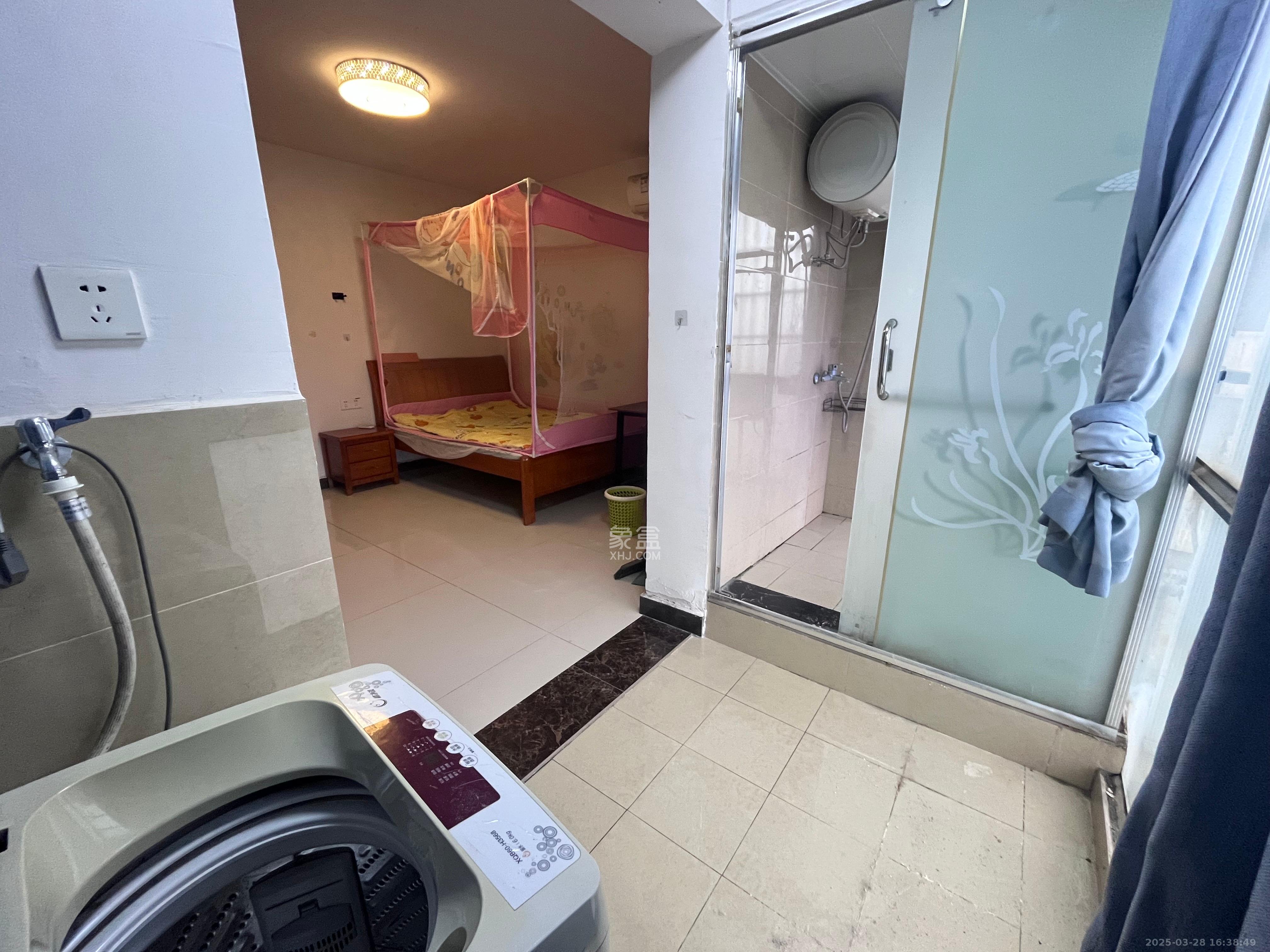 和康园小区  1室0厅1卫   900.00元/月室内图