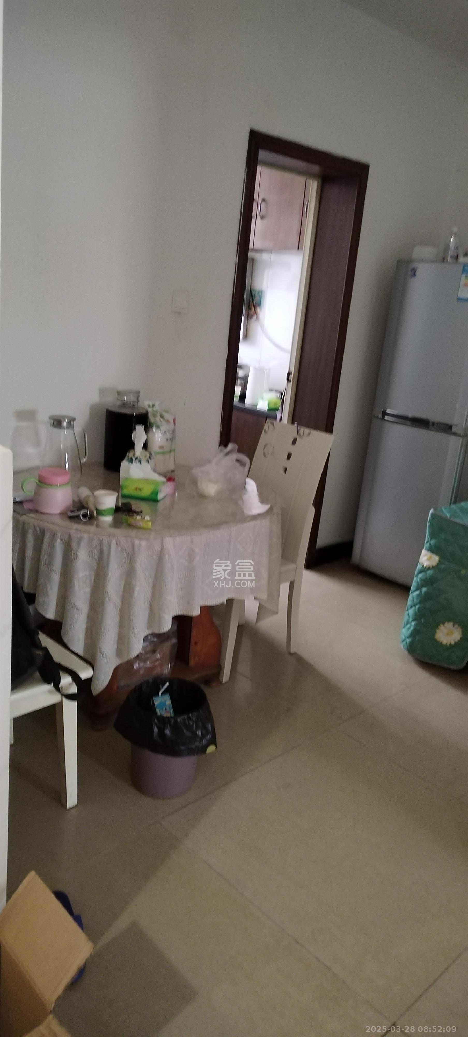 板塘小区  2室1厅1卫   1300.00元/月室内图