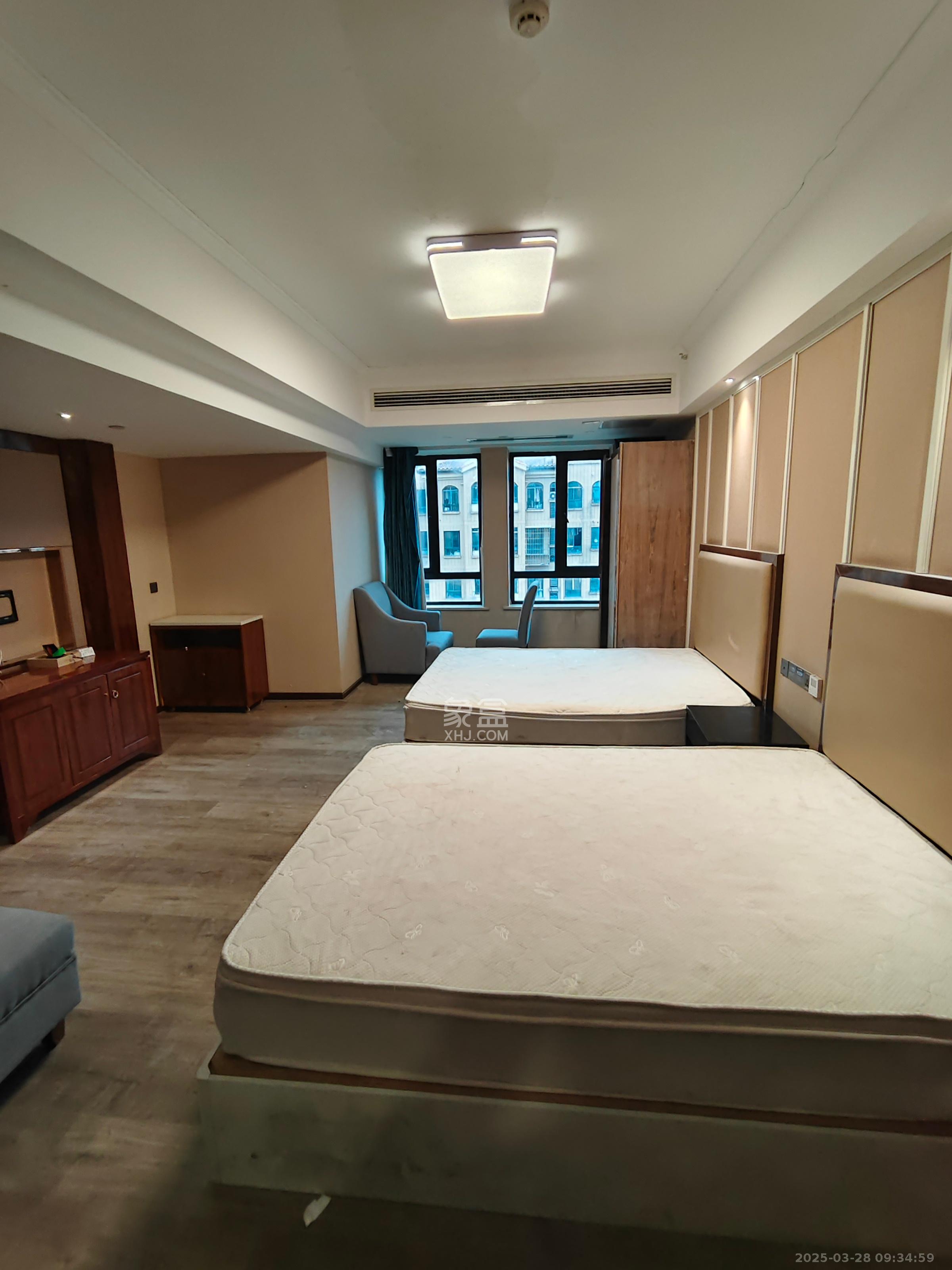 中信凯旋蓝岸(中信新城三期) 1室1厅1卫 1500.0元/月 中信凯旋蓝岸(中信新城三期) 1室1厅1卫 1500.0元/月室内图