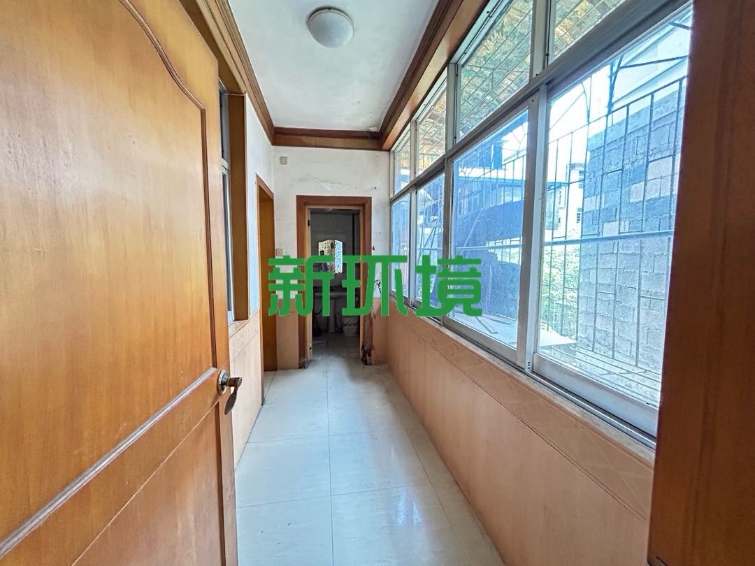 武装部宿舍 3室2厅2卫 53.8万 武装部宿舍 3室2厅2卫 53.8万客厅