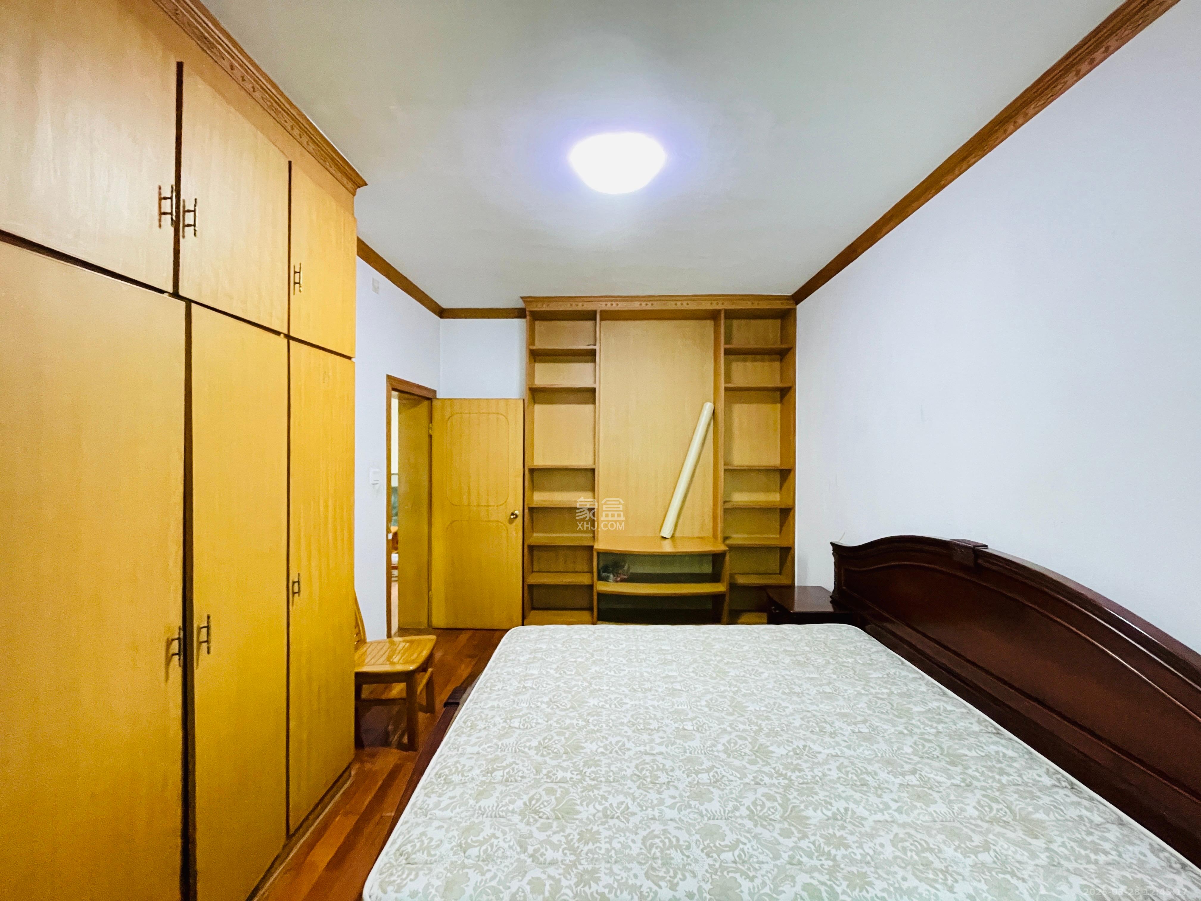 农行小区（农行宿舍）  3室1厅2卫   2000.00元/月室内图