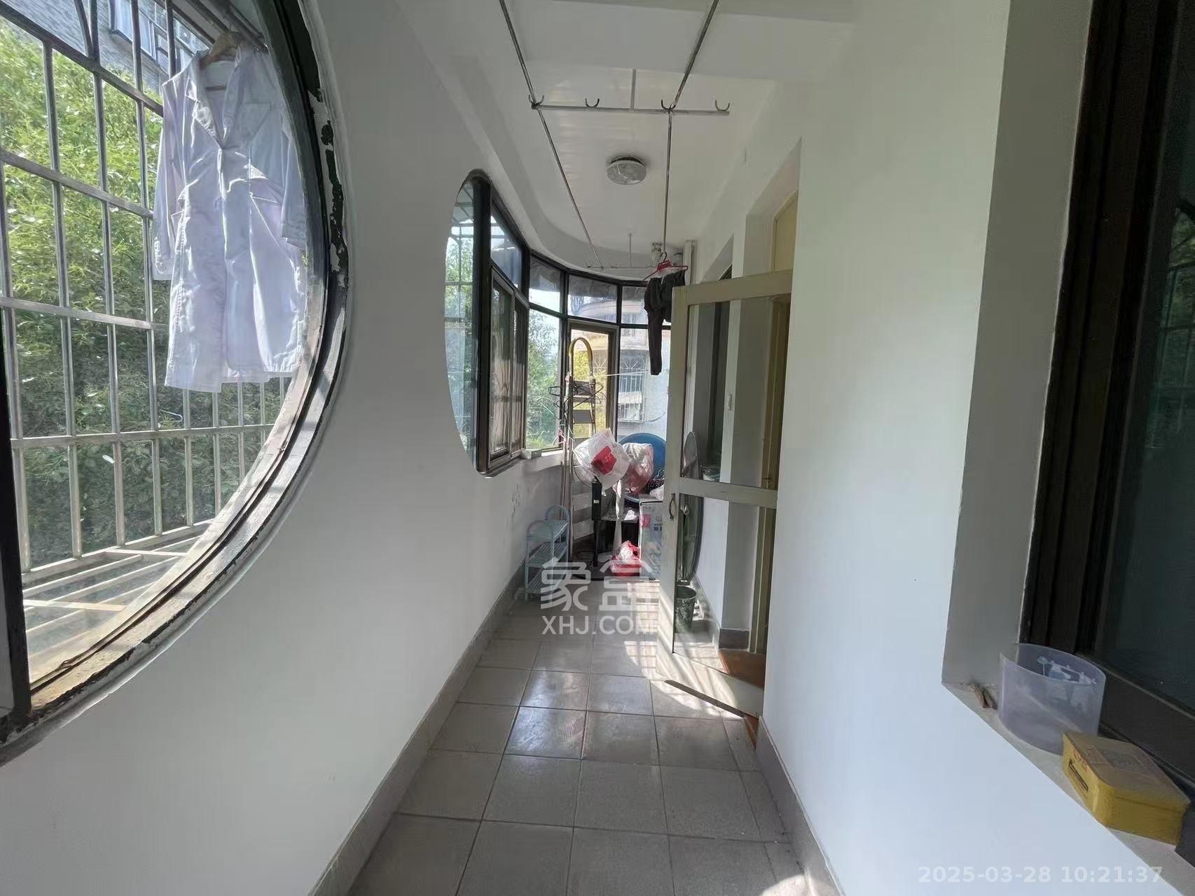 英才园二片 3室2厅1卫 2000.0元/月 英才园二片 3室2厅1卫 2000.0元/月室内图