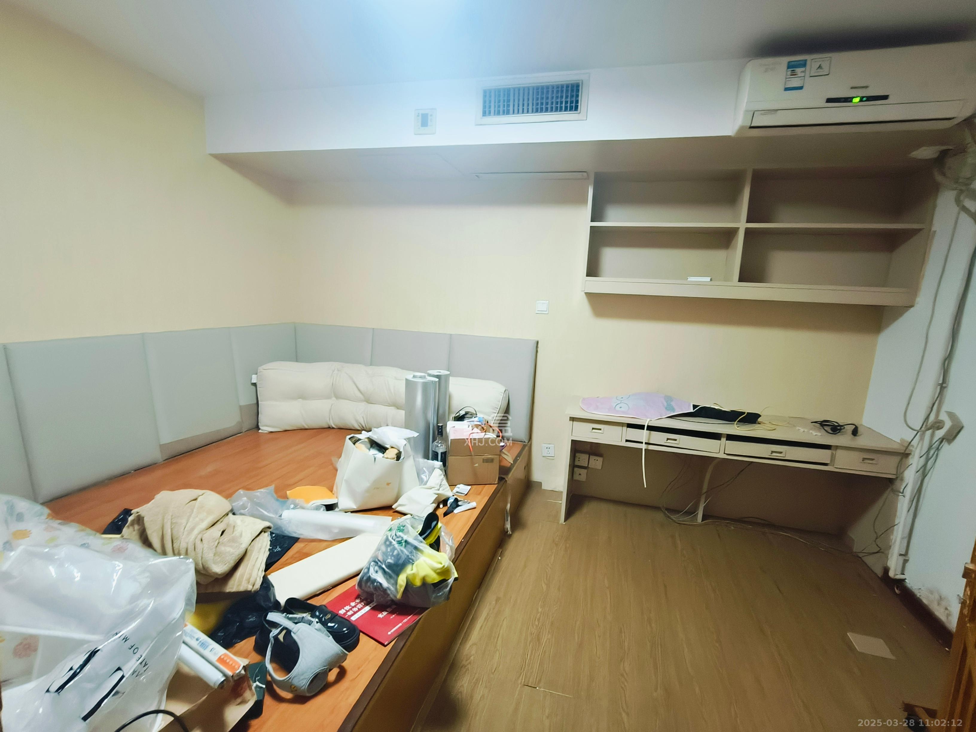宏景名厦  2室1厅2卫   2800.00元/月