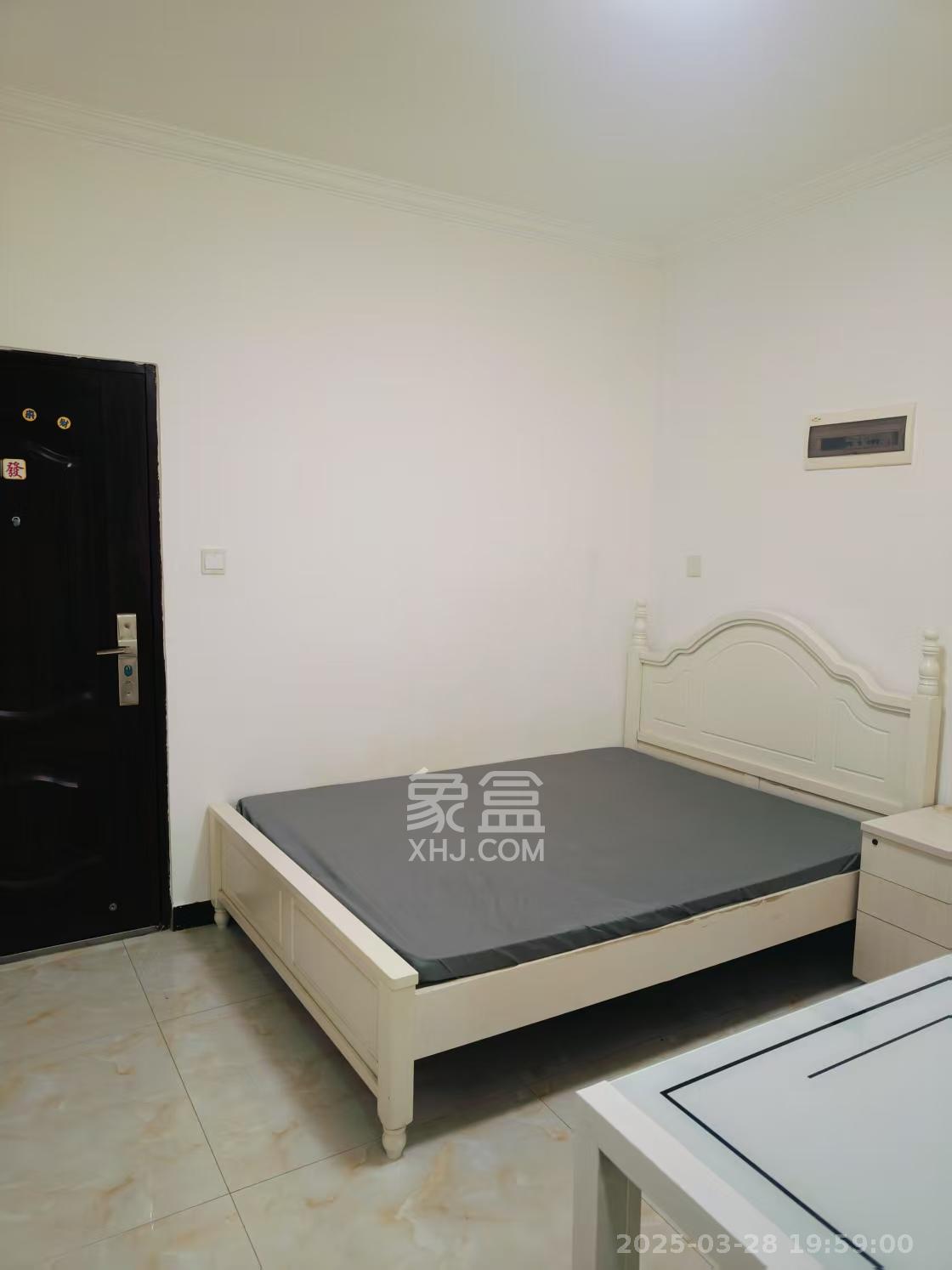 湘预家园  1室1厅1卫    900.0元/月 湘预家园  1室1厅1卫    900.0元/月室内图