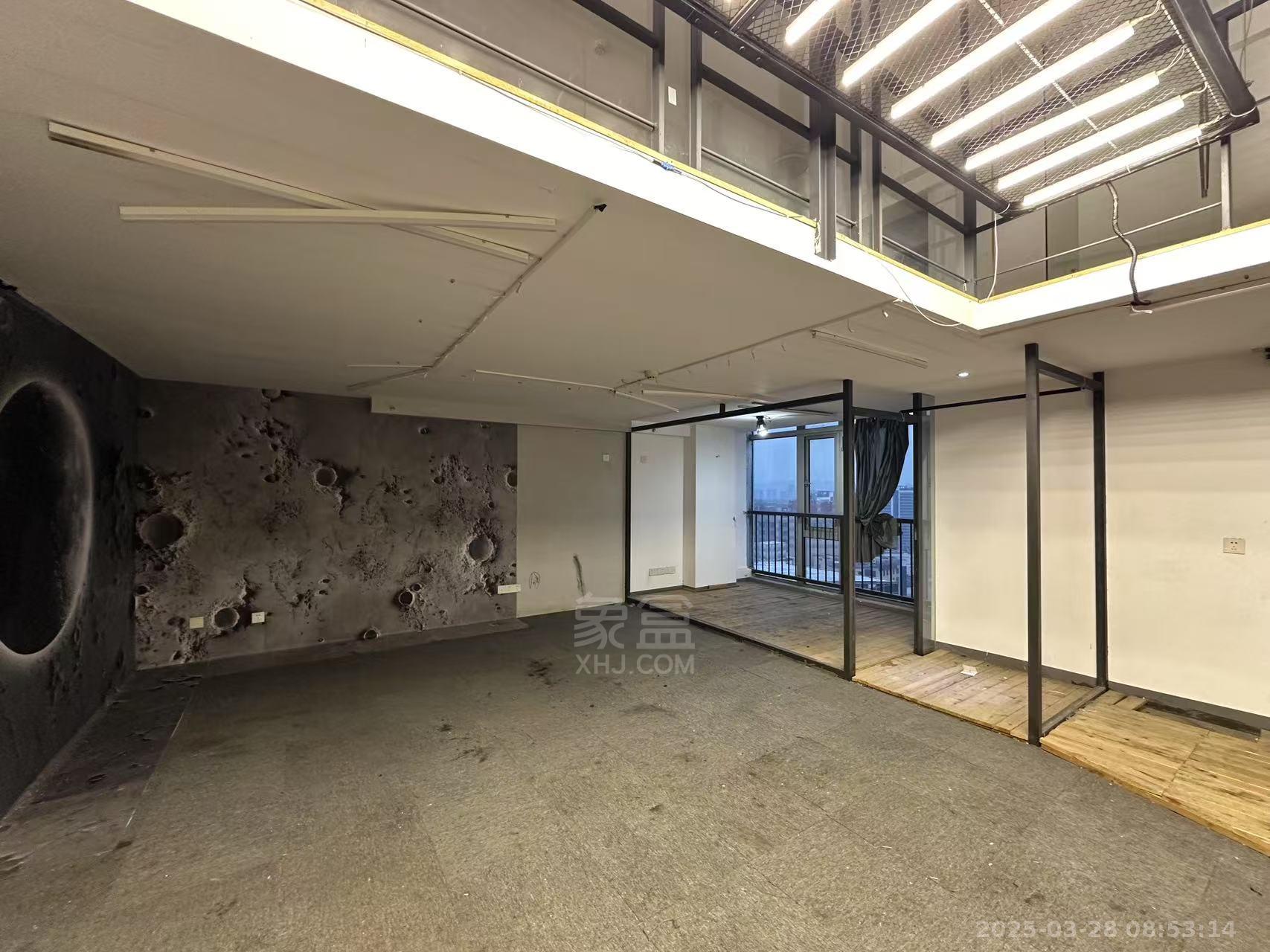 金轮时代广场  1室1厅1卫    4800.0元/月 金轮时代广场  1室1厅1卫    4800.0元/月室内图