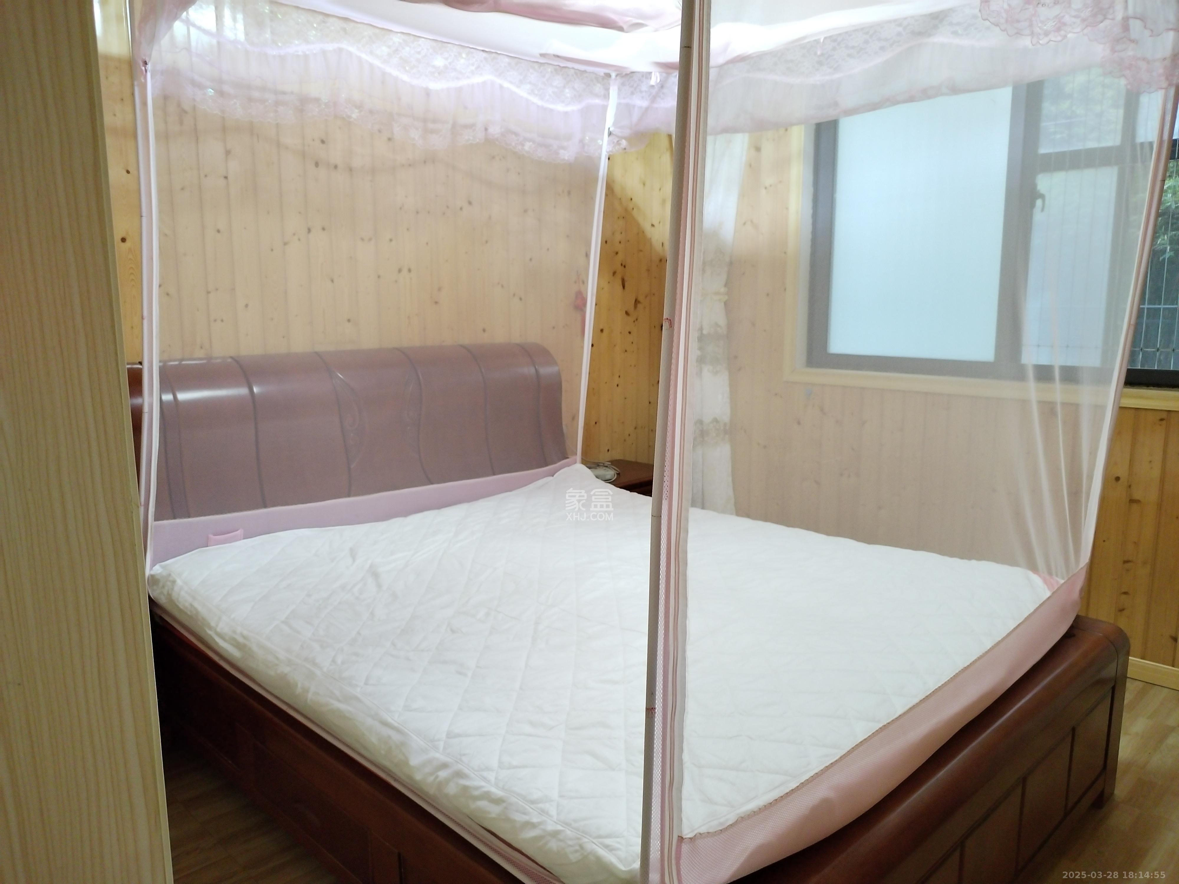 澳海月亮湾  4室2厅2卫   2300.00元/月室内图