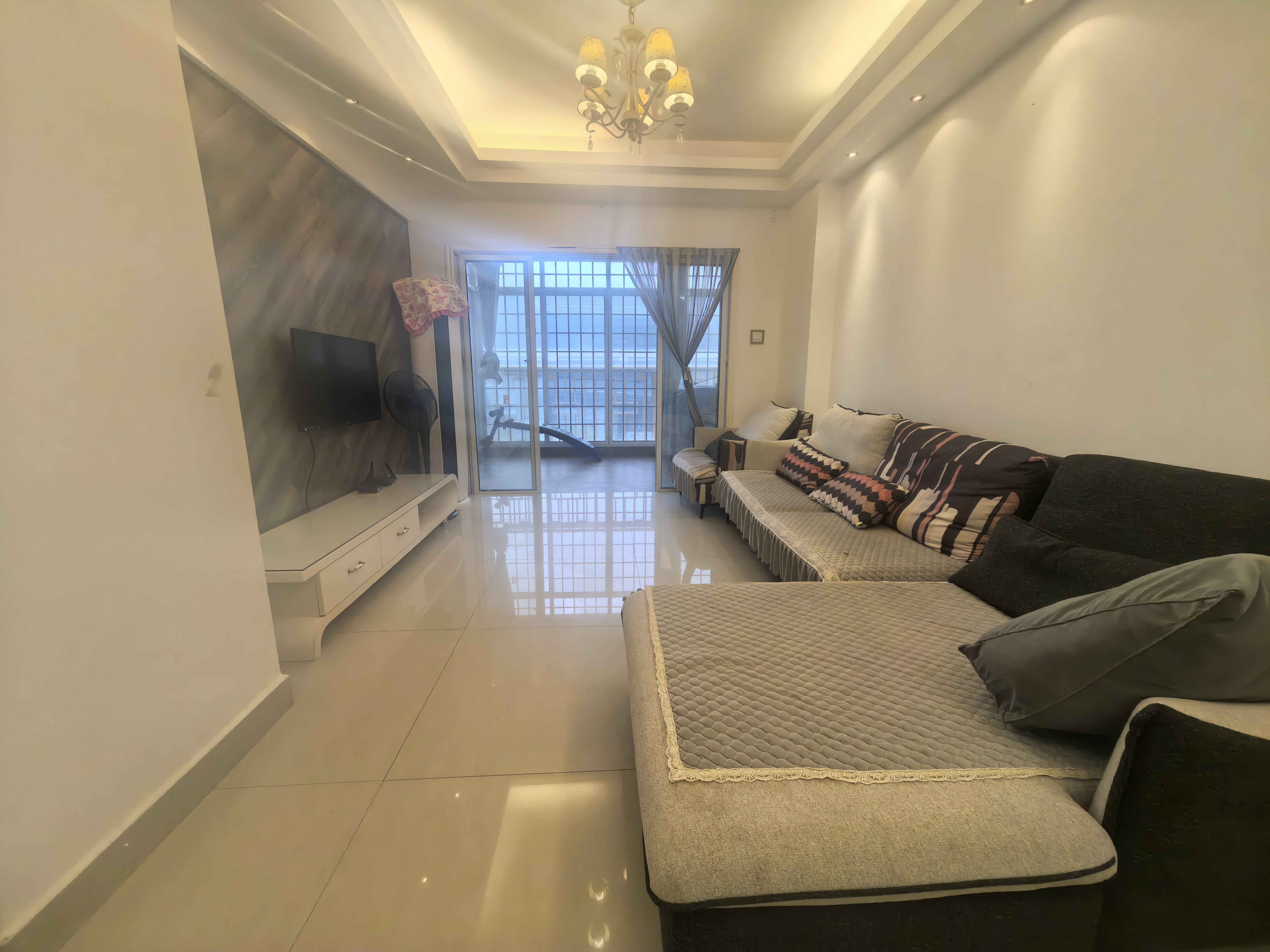 维港十字街 2室2厅1卫 1600.0元/月 维港十字街 2室2厅1卫 1600.0元/月室内图