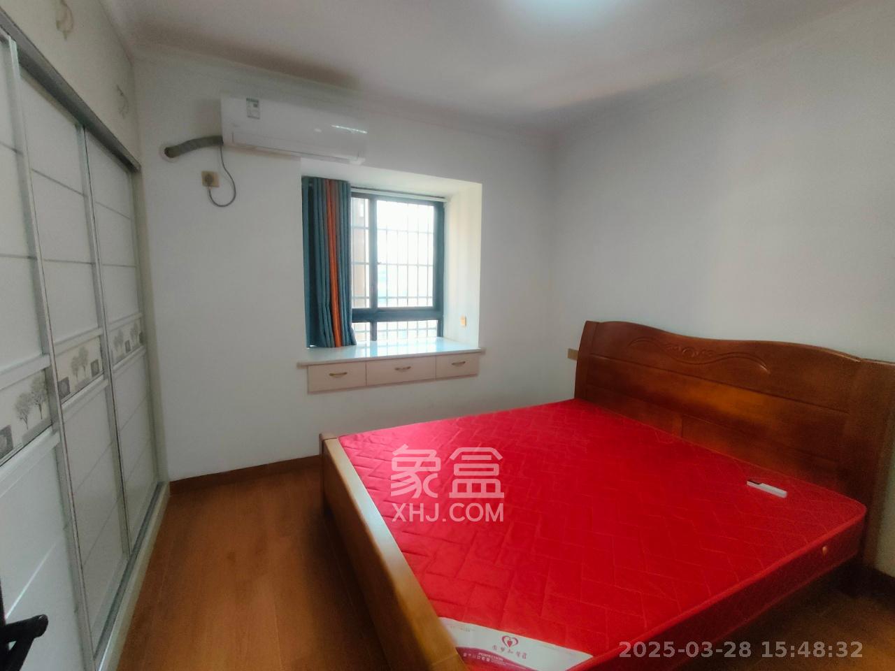 华龙家园(和泰家园) 3室2厅2卫 2100.0元/月 华龙家园(和泰家园) 3室2厅2卫 2100.0元/月室内图